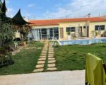 MORADIA V4 TÉRREA COM PISCINA NO CONDOMÍNIO AKIESSE