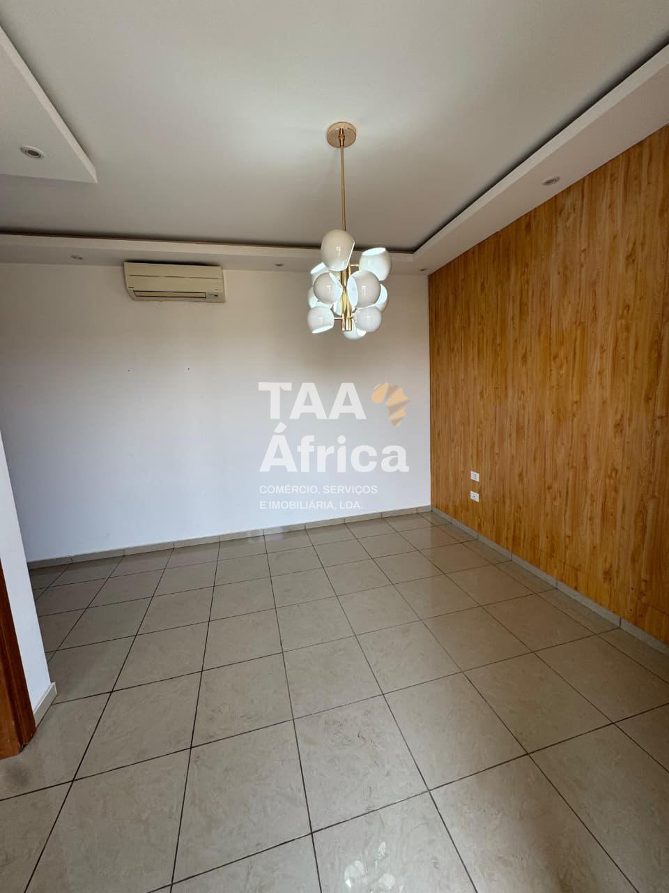 0d140216-2f09-41b0-a617-0d795692b0e2