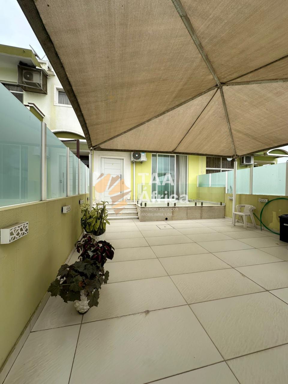 WhatsApp-Image-2025-10-19-at-15.21.21