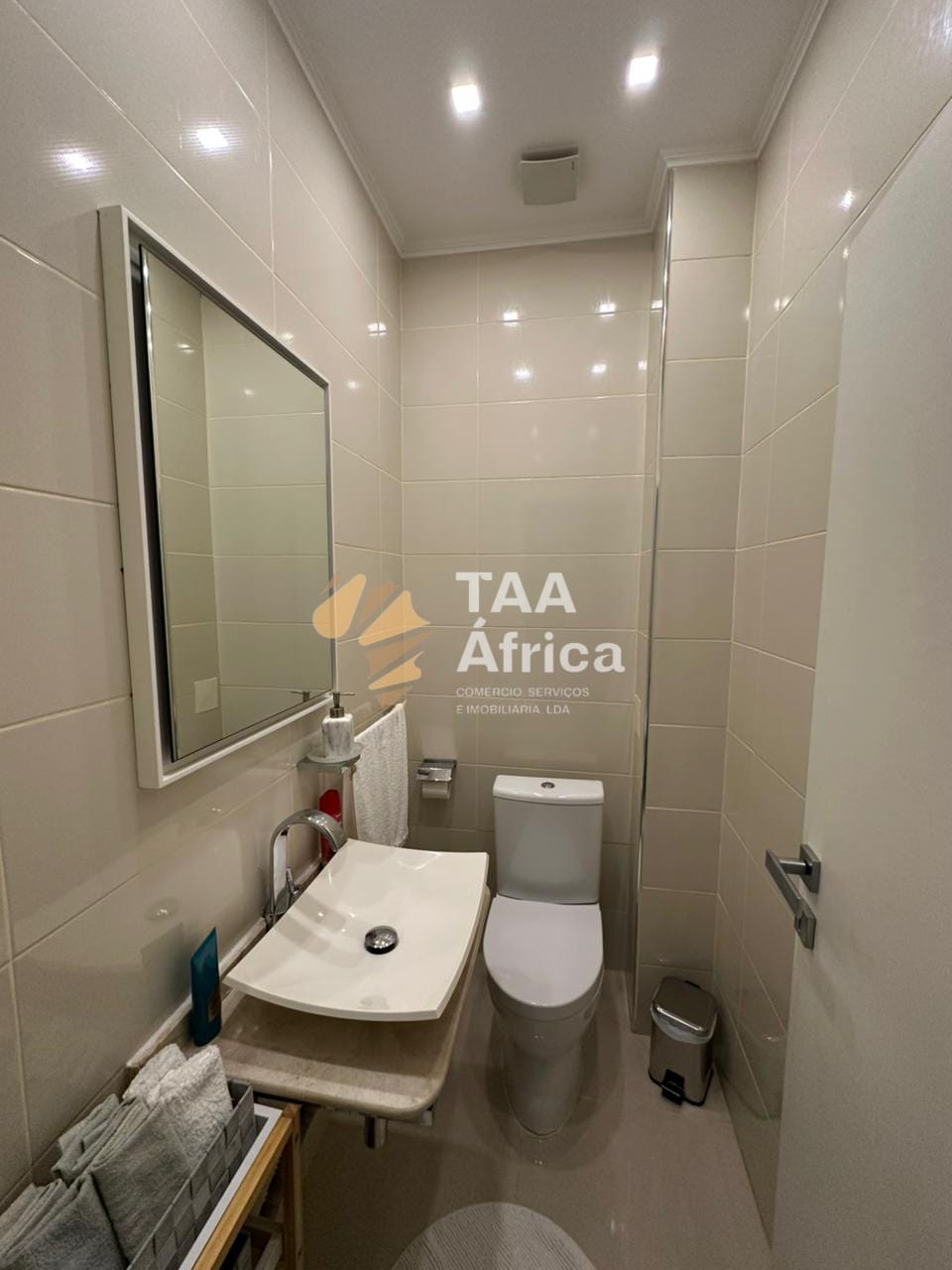 WhatsApp-Image-2025-10-19-at-15.21.22