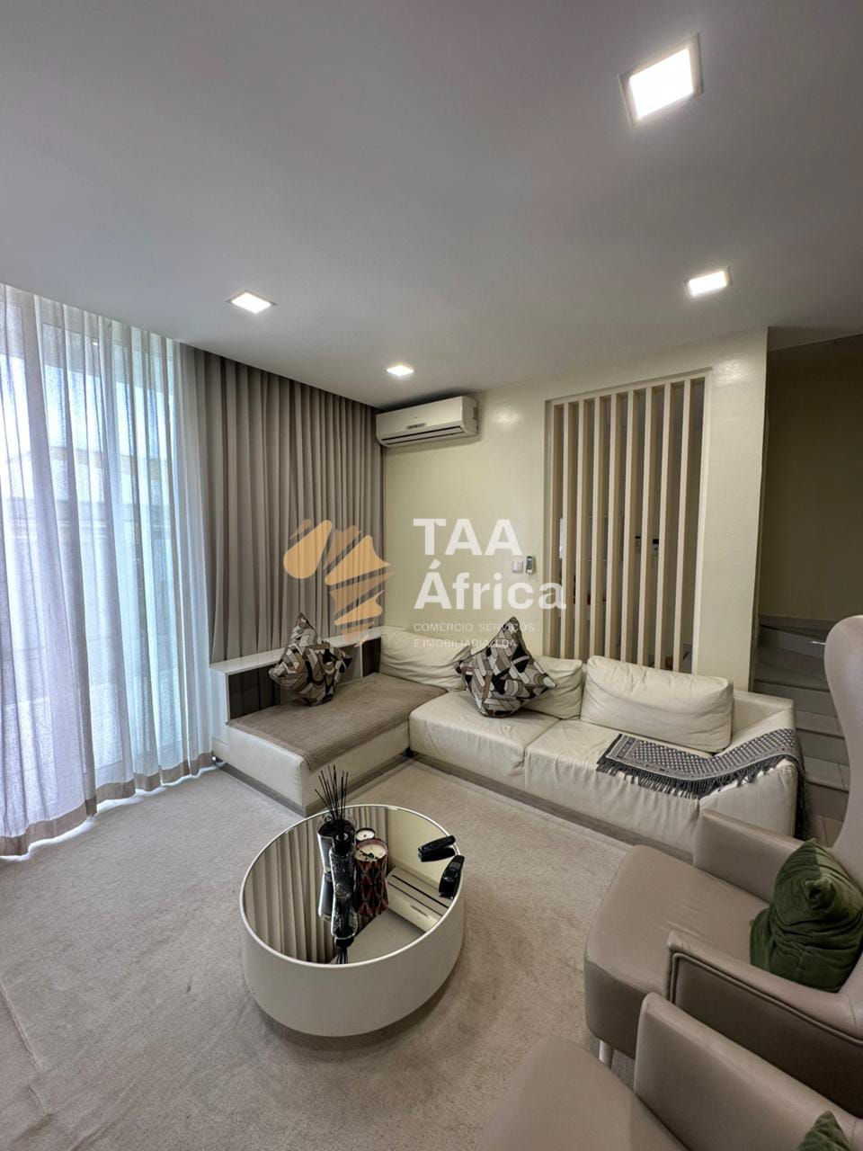 WhatsApp-Image-2025-10-19-at-15.21.23