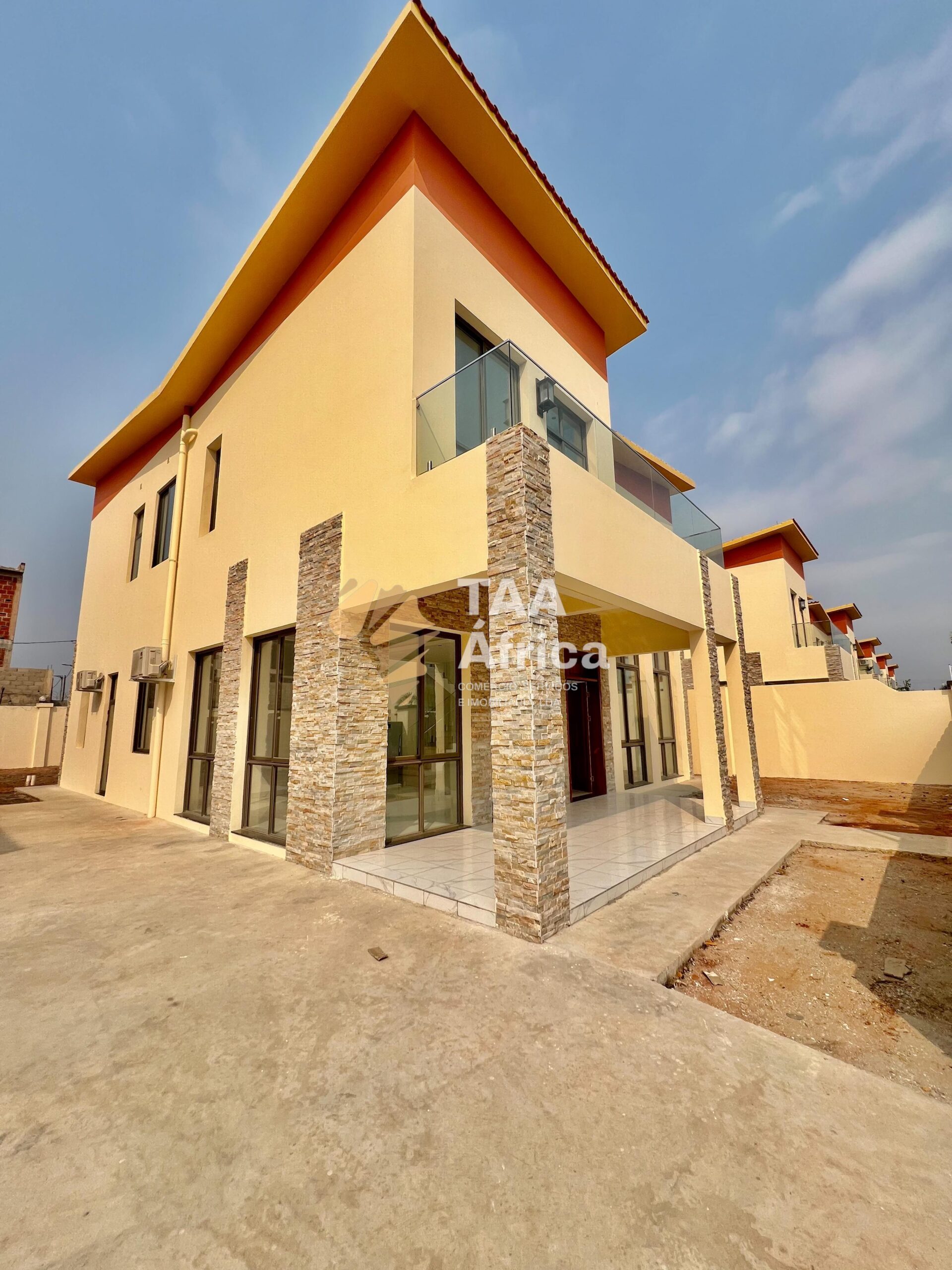 WhatsApp-Image-2025-10-19-at-18.16.20