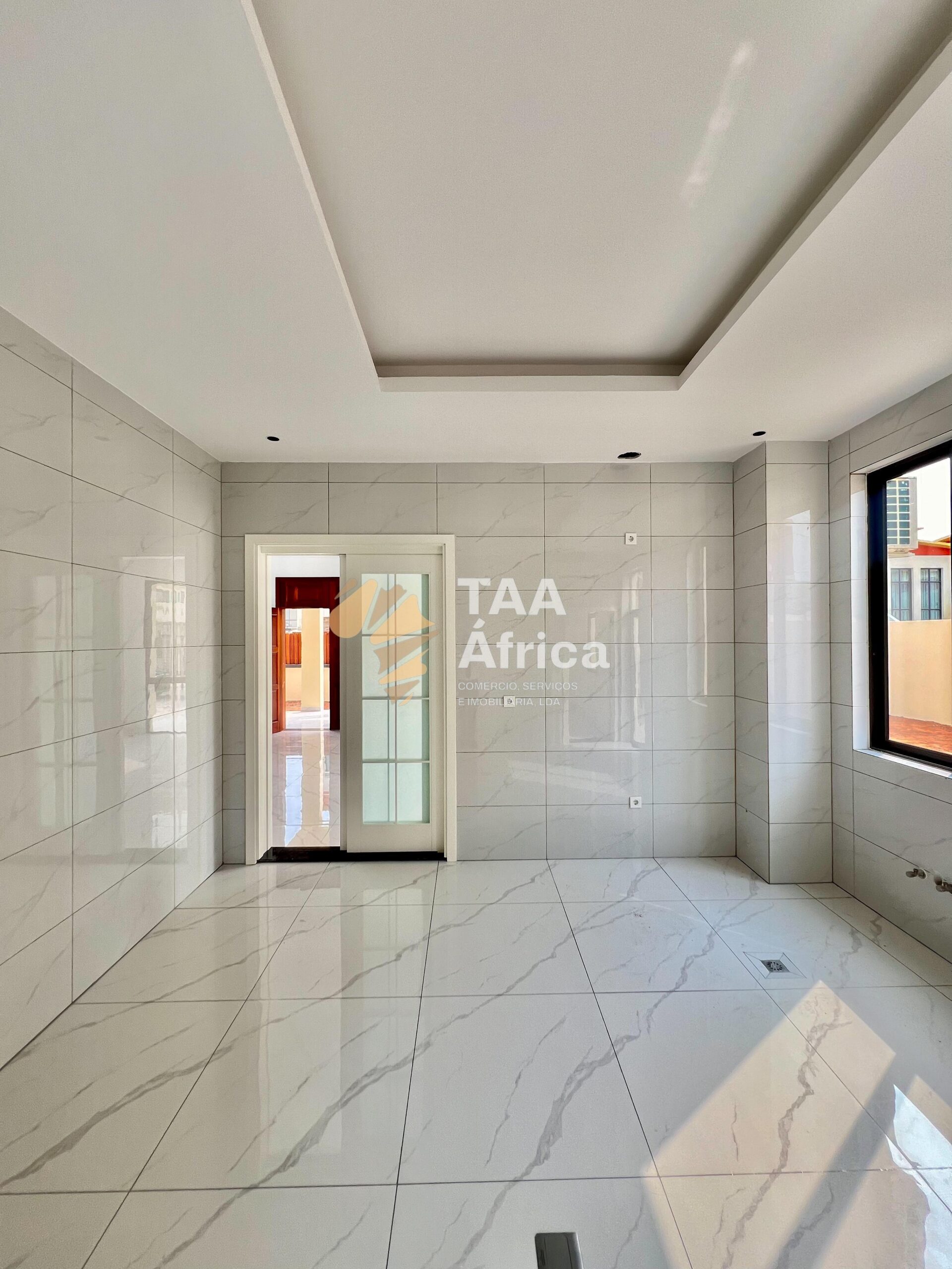 WhatsApp-Image-2025-10-19-at-18.16.21-2