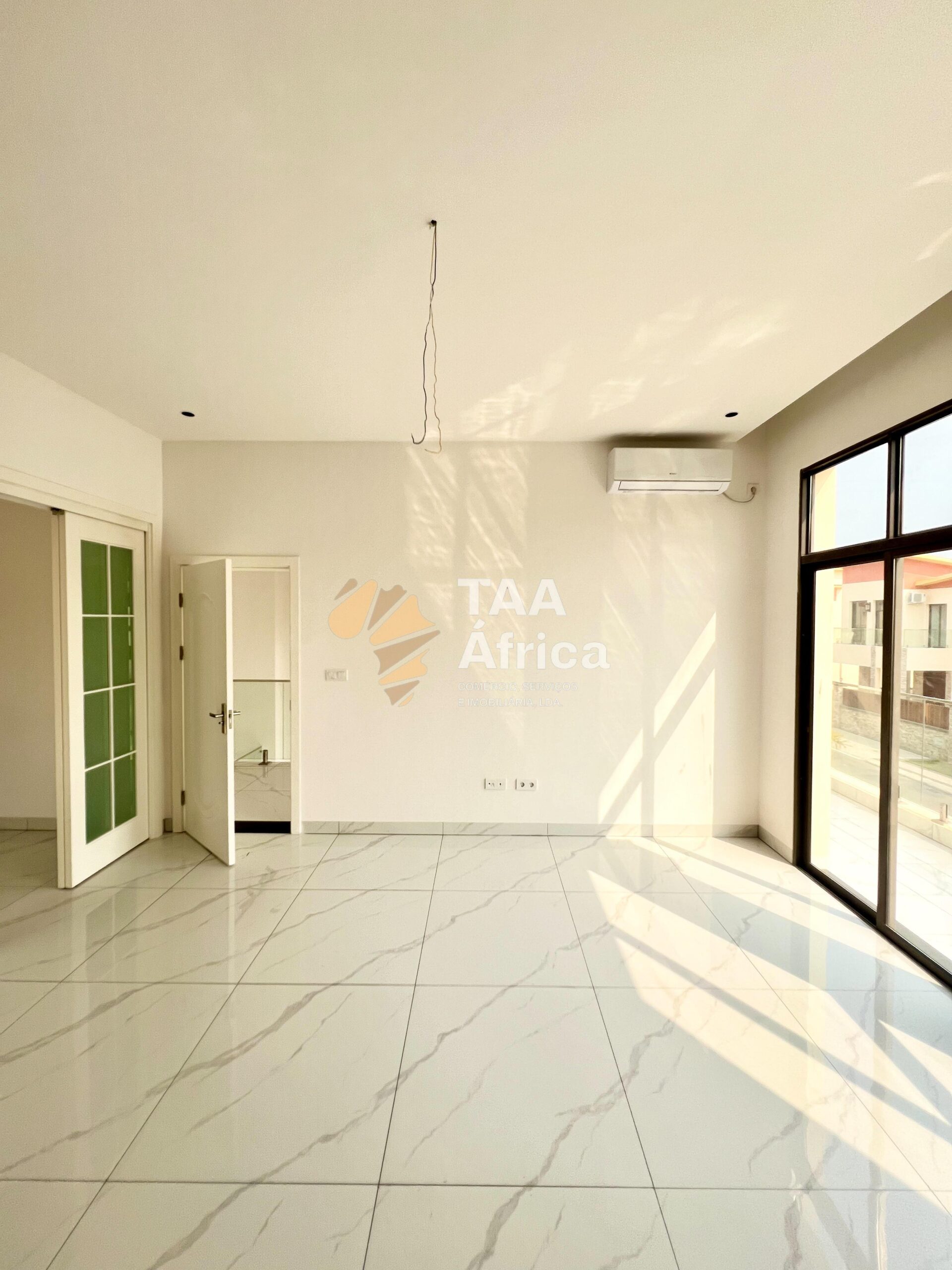 WhatsApp-Image-2025-10-19-at-18.16.24-1