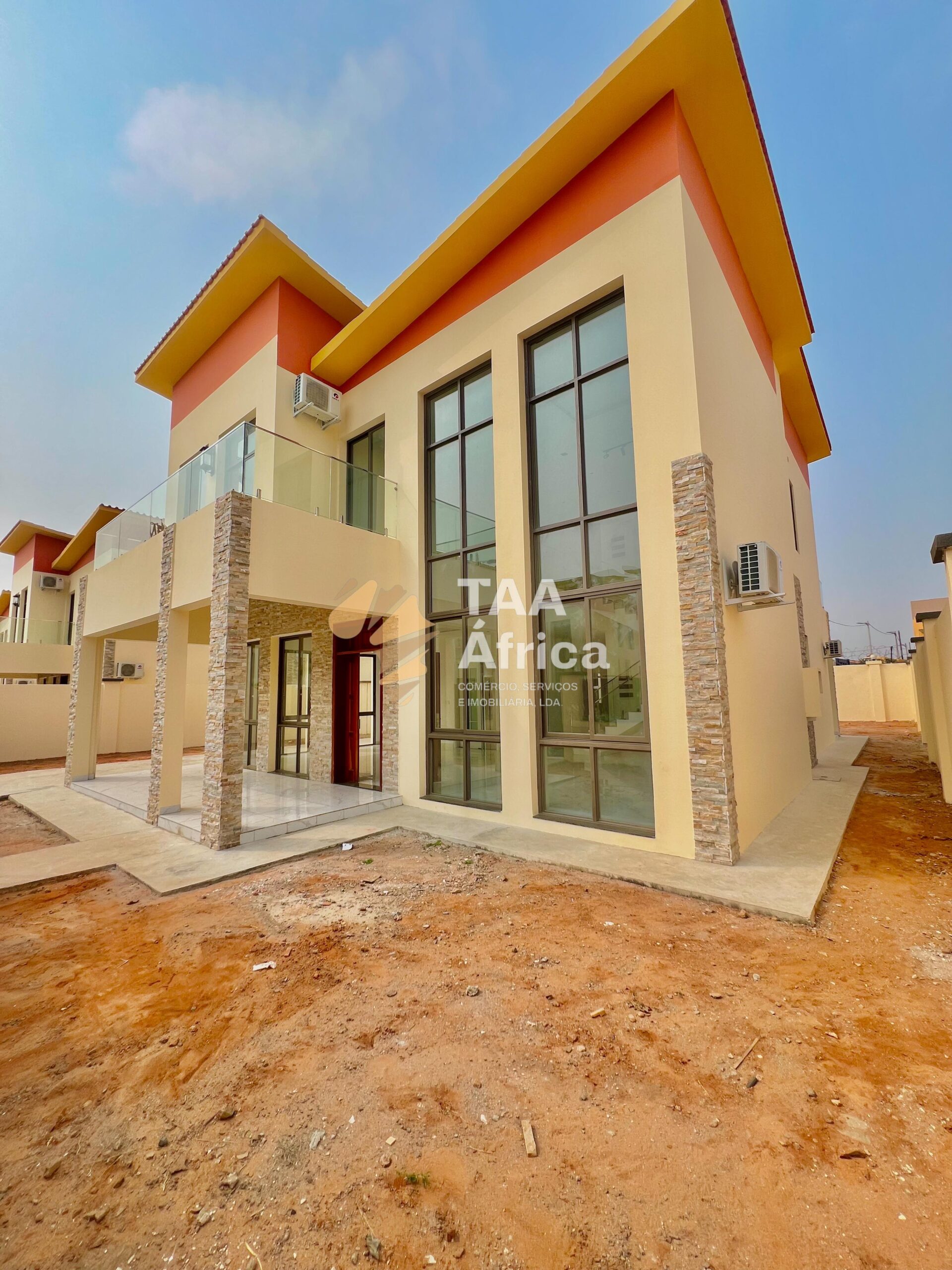 WhatsApp-Image-2025-10-19-at-18.16.47