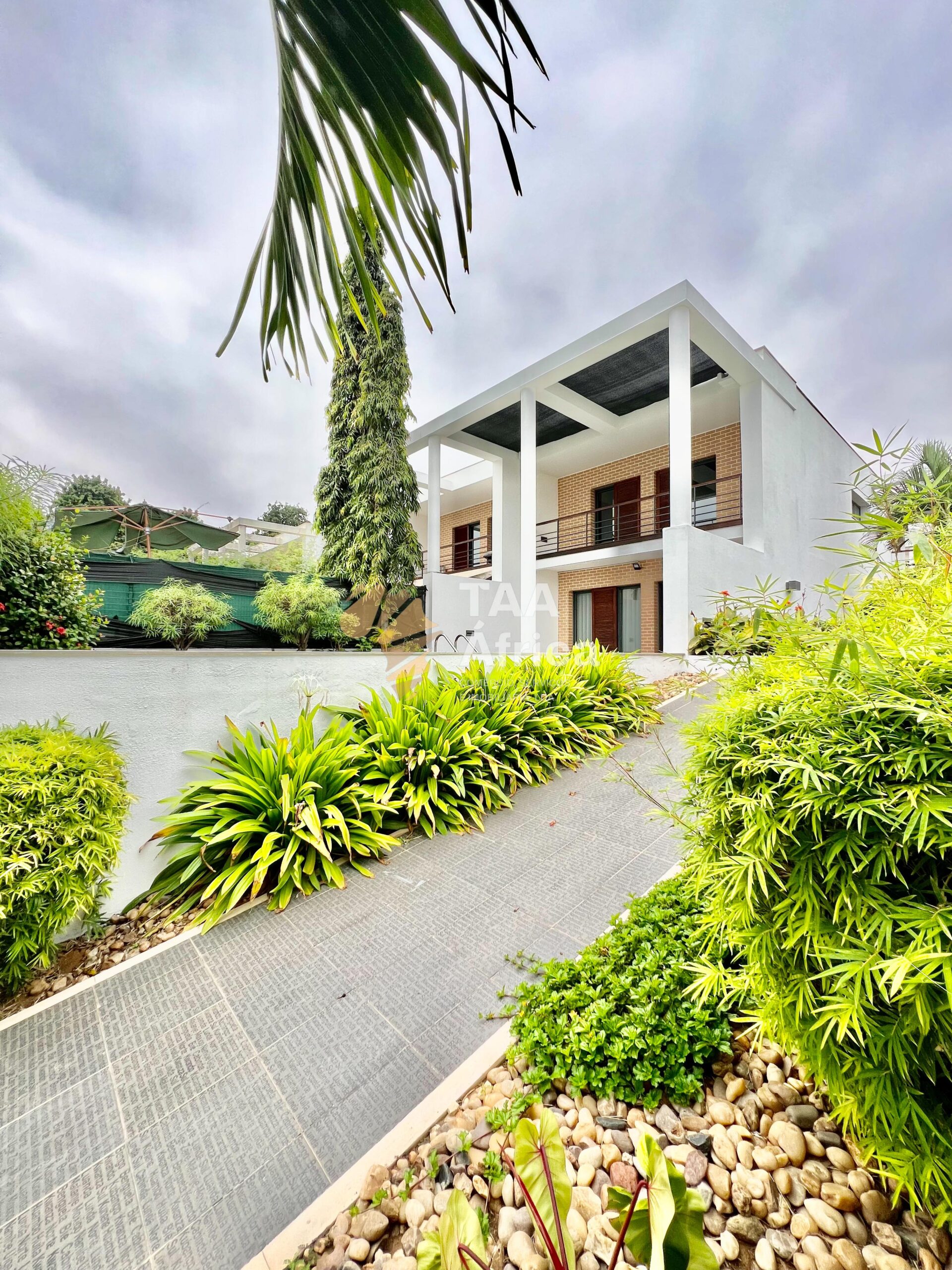 WhatsApp-Image-2025-10-21-at-10.49.52-3