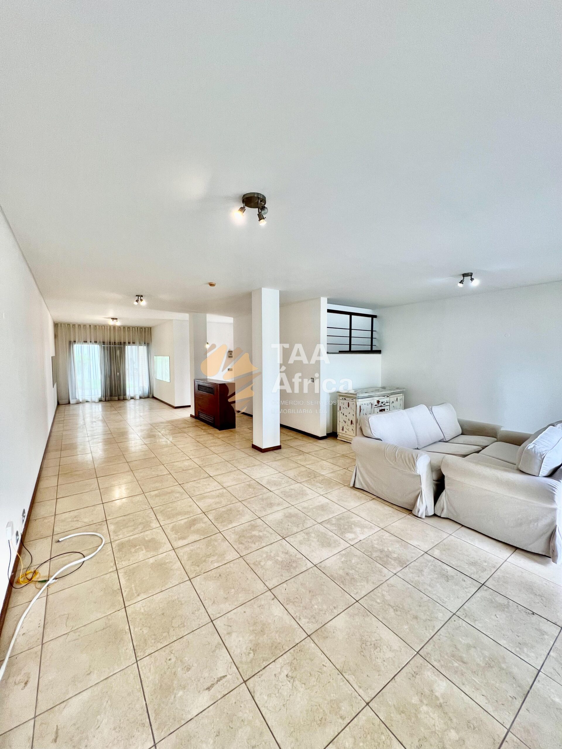 WhatsApp-Image-2025-10-21-at-10.49.54-3