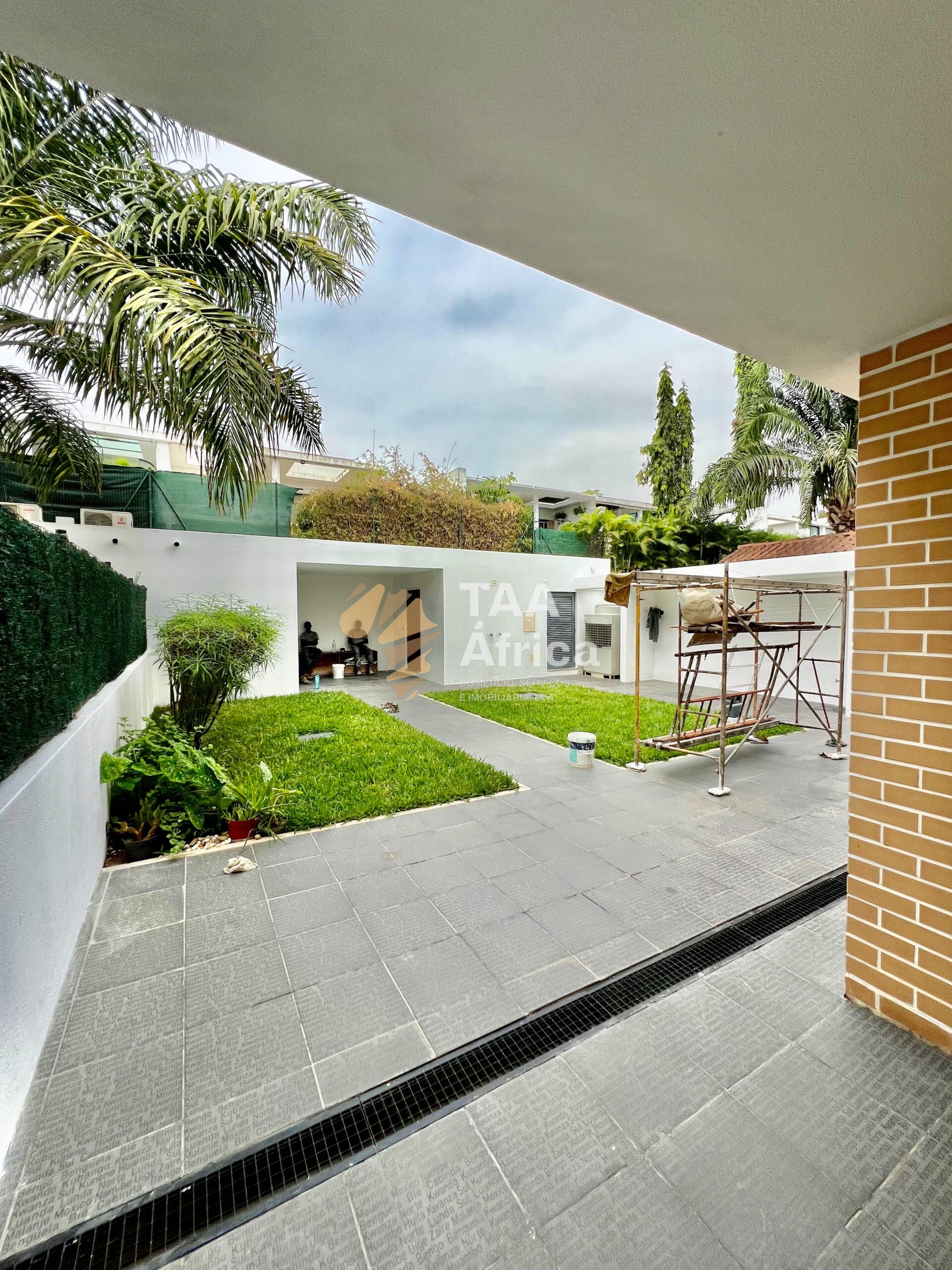 WhatsApp-Image-2025-10-21-at-10.49.56-4