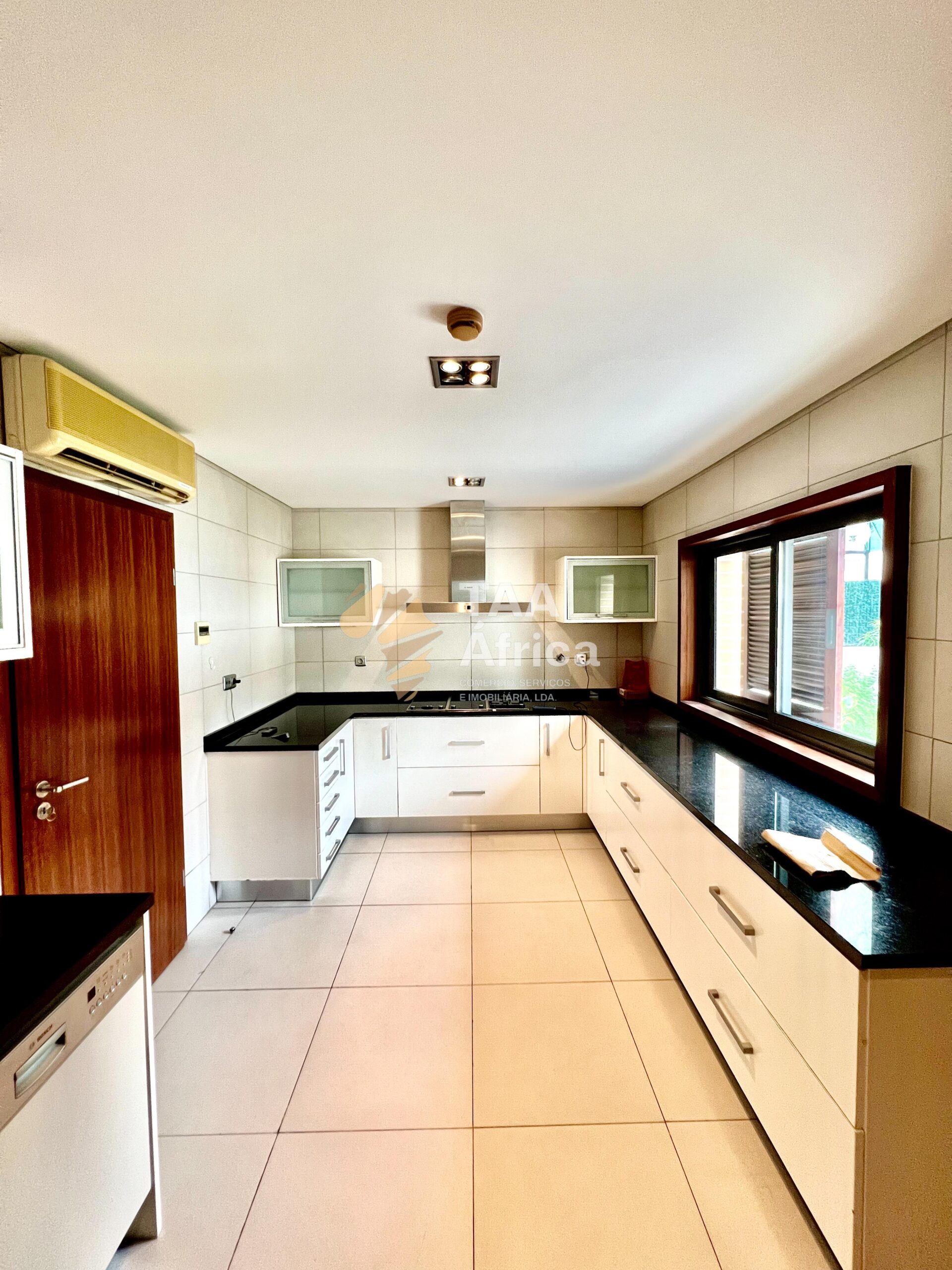 WhatsApp-Image-2025-10-21-at-10.49.56