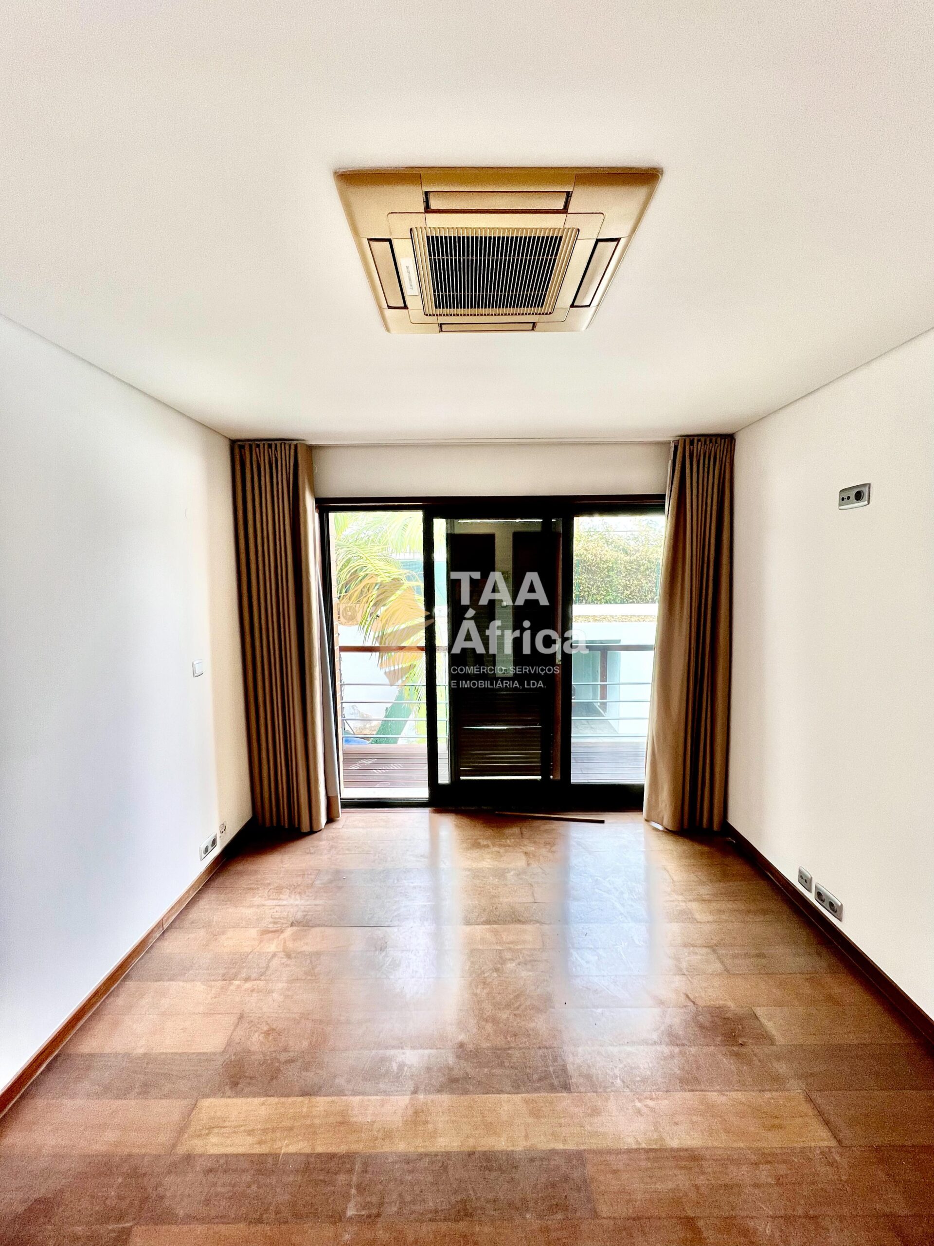 WhatsApp-Image-2025-10-21-at-10.49.59-1