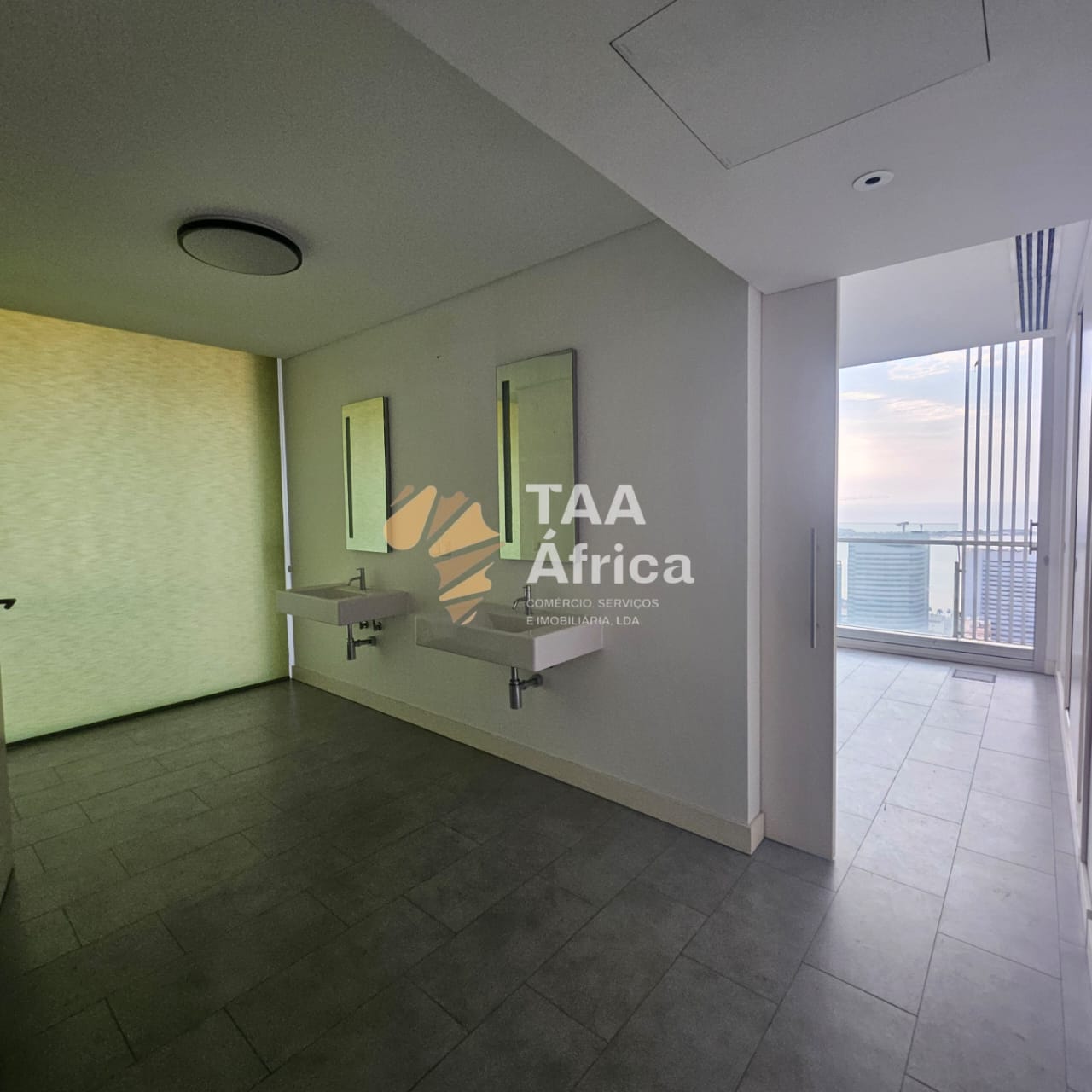 WhatsApp-Image-2025-10-26-at-22.04.15-2