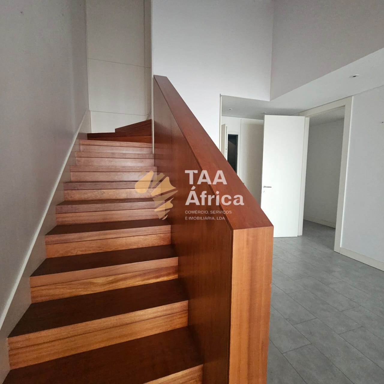 WhatsApp-Image-2025-10-26-at-22.04.17