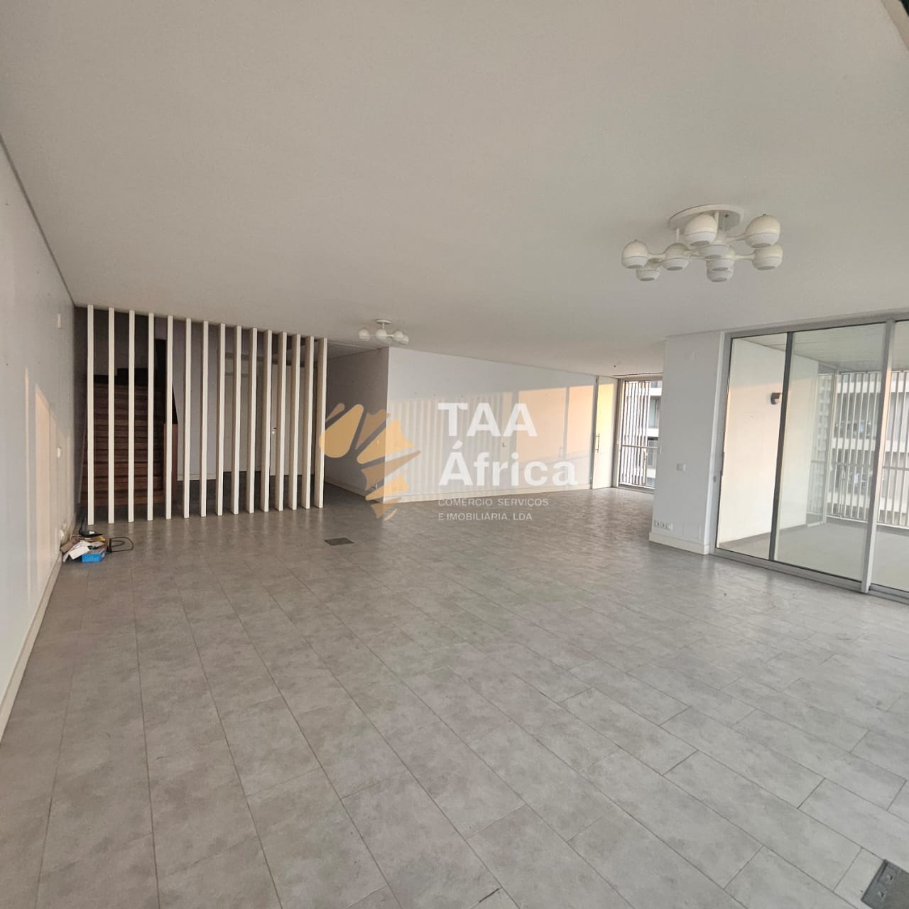 WhatsApp-Image-2025-10-26-at-22.04.19