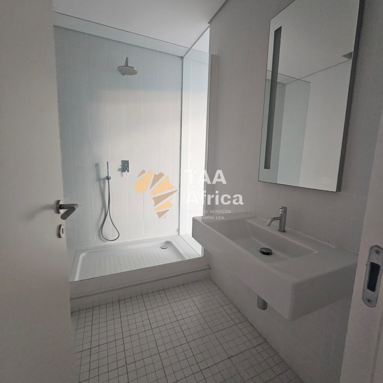 WhatsApp-Image-2025-10-26-at-22.04.20-1