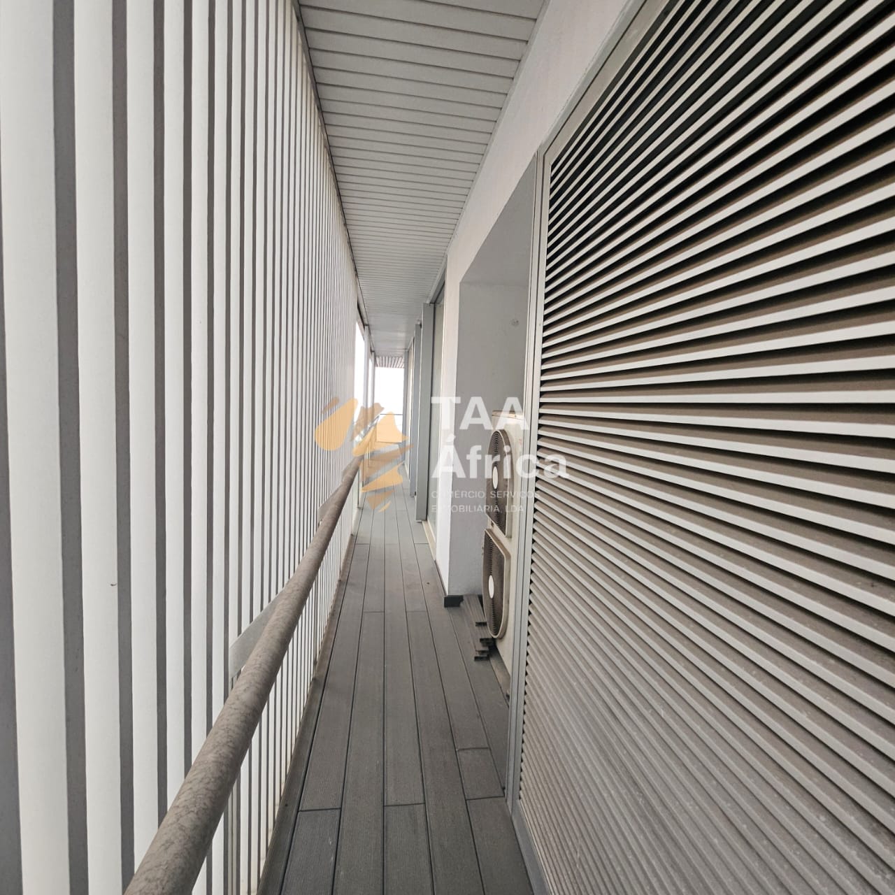 WhatsApp-Image-2025-10-26-at-22.04.21-2