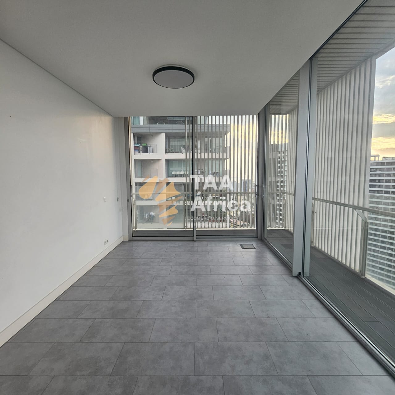 WhatsApp-Image-2025-10-26-at-22.04.23-1