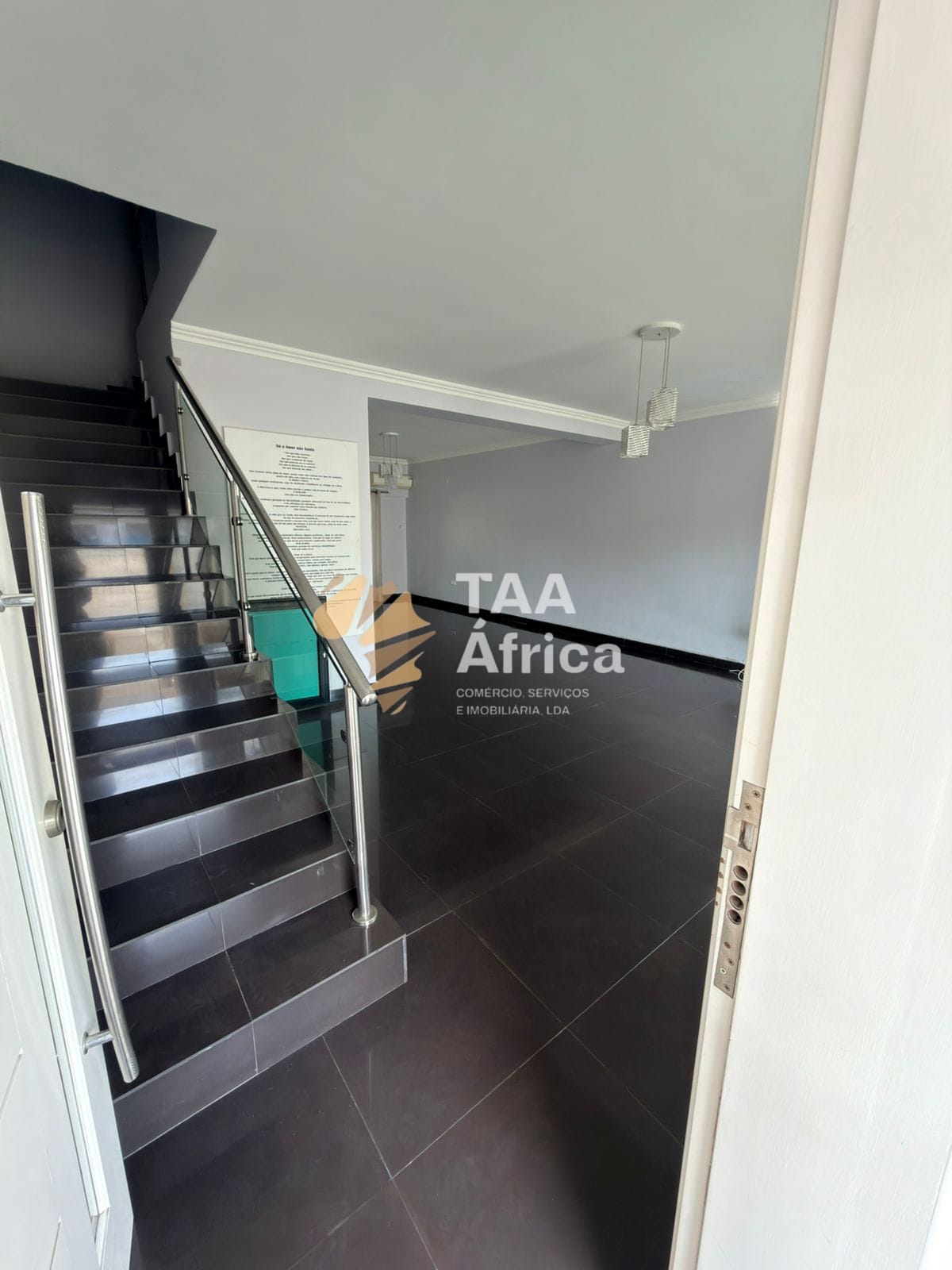 WhatsApp-Image-2025-10-26-at-22.09.38-2