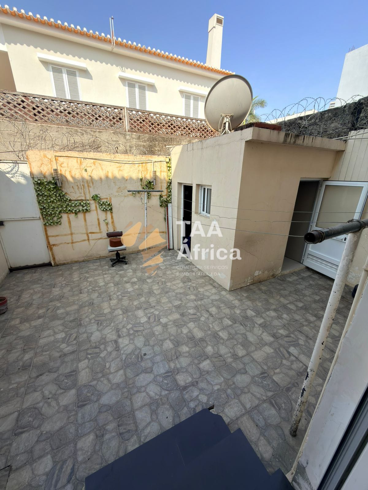 WhatsApp-Image-2025-10-26-at-22.09.41-2