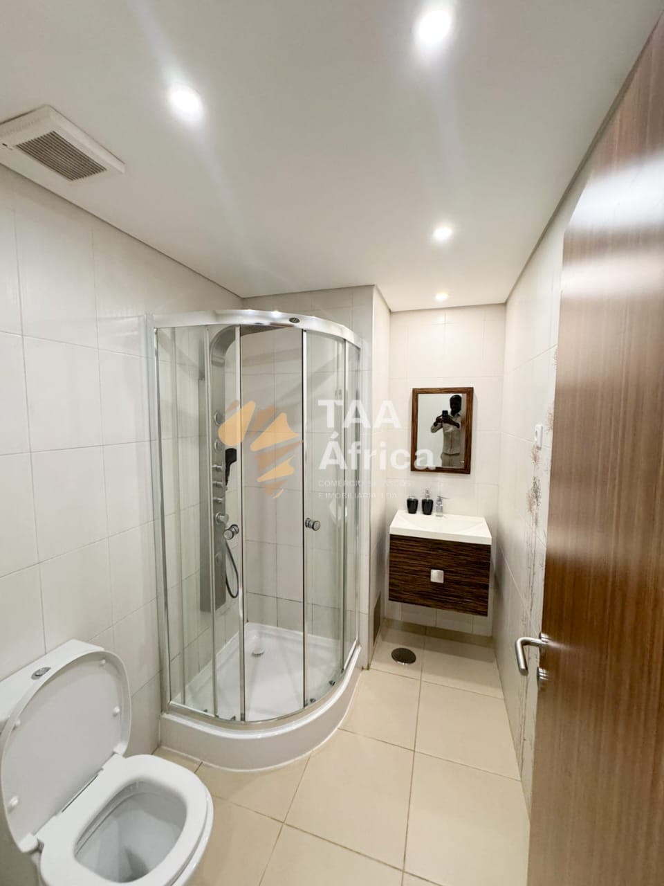 WhatsApp-Image-2025-10-30-at-16.02.57