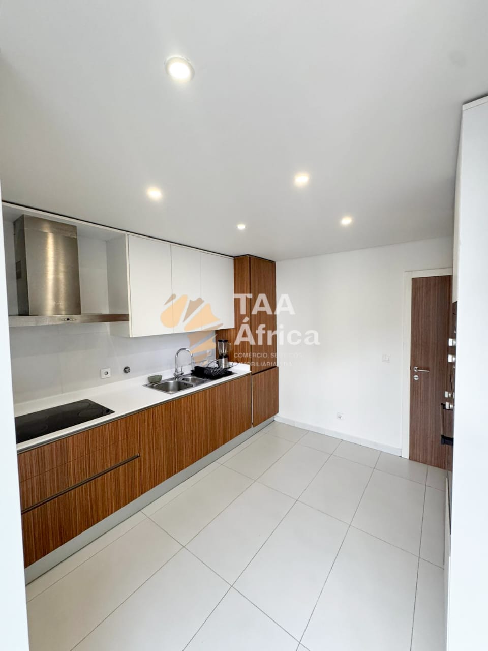 WhatsApp-Image-2025-10-30-at-16.02.59-1