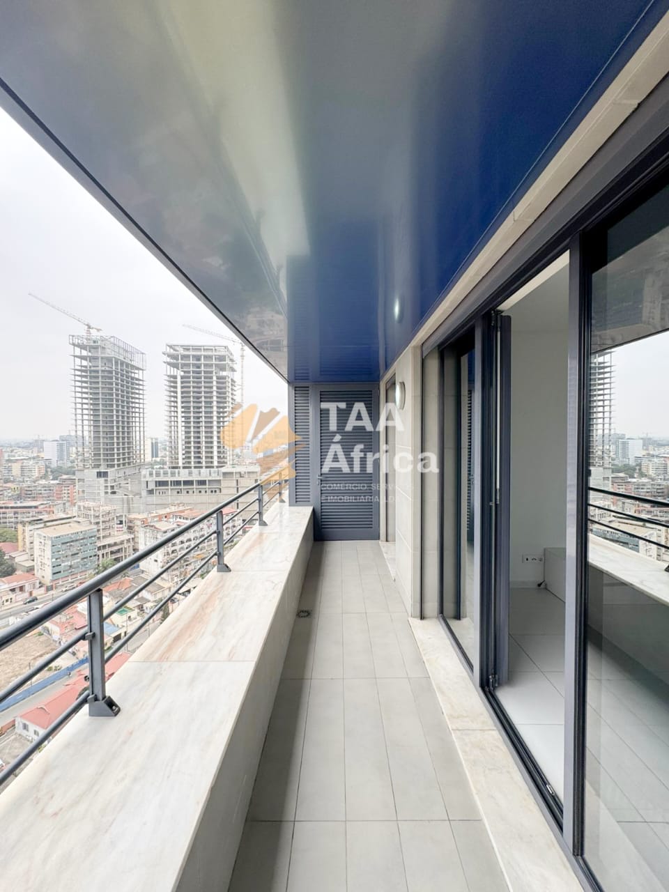 WhatsApp-Image-2025-10-30-at-16.03.00-2