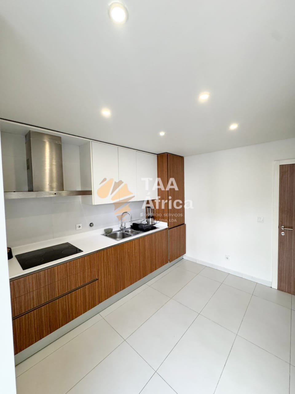 WhatsApp-Image-2025-10-30-at-16.03.01-1