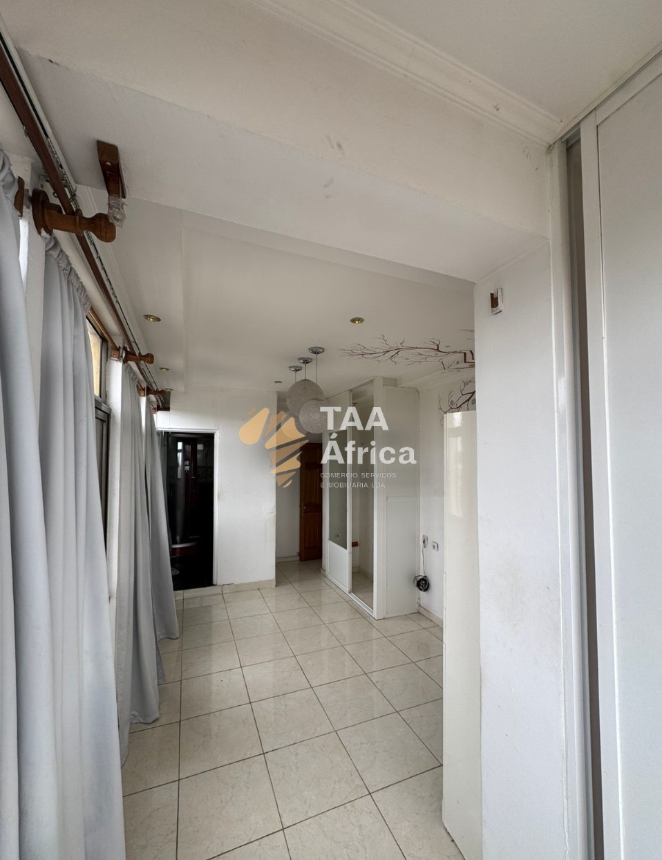 e11c31c8498a401a9f83a9825edf0ba9