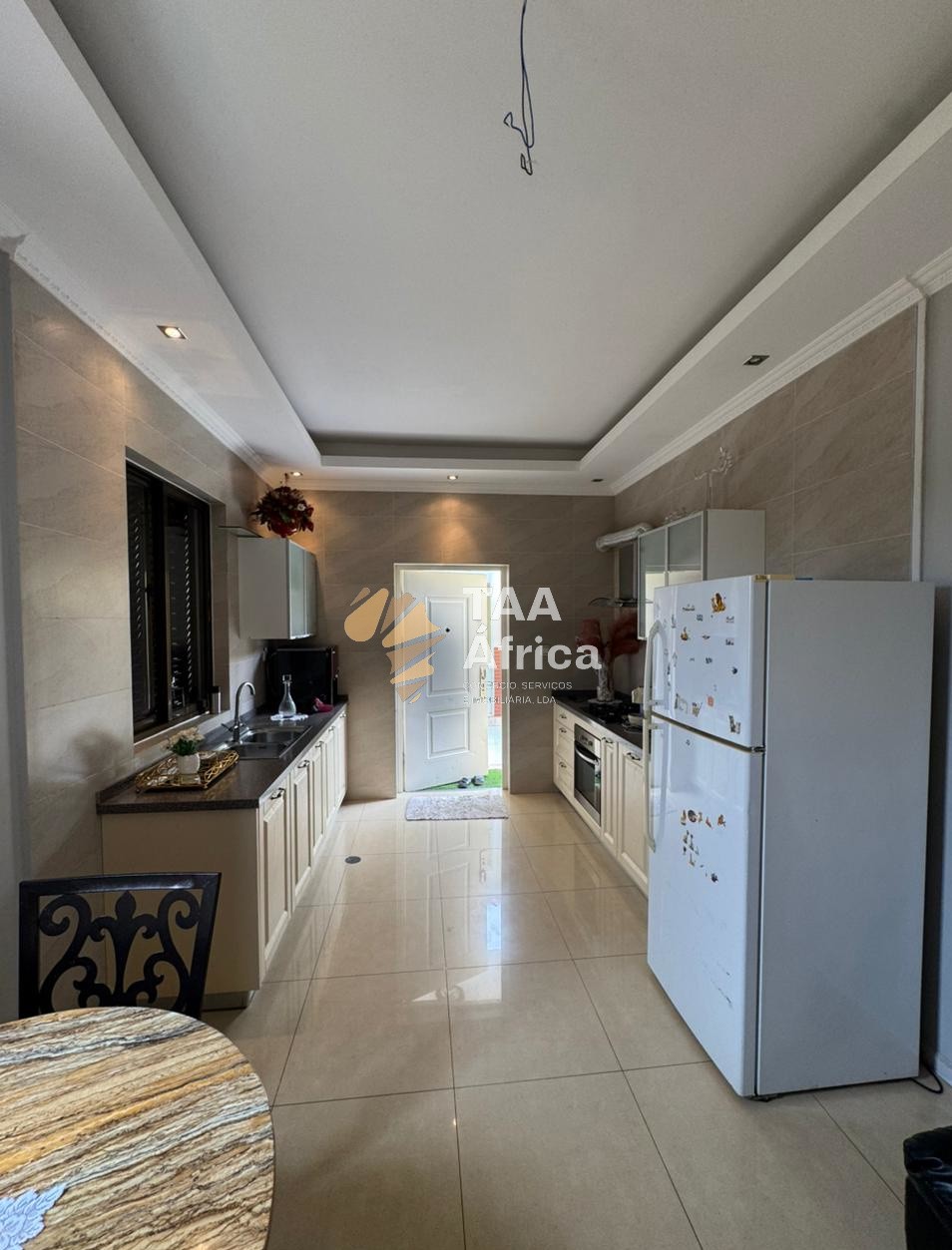 21e1f46ee35f4dd383da67e0fd85de96