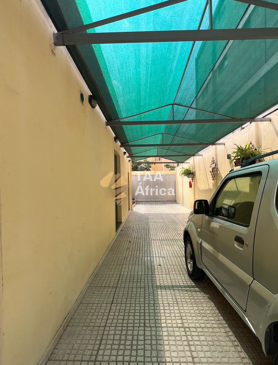 3039e7f0626a49c1bee4587825c8d6af