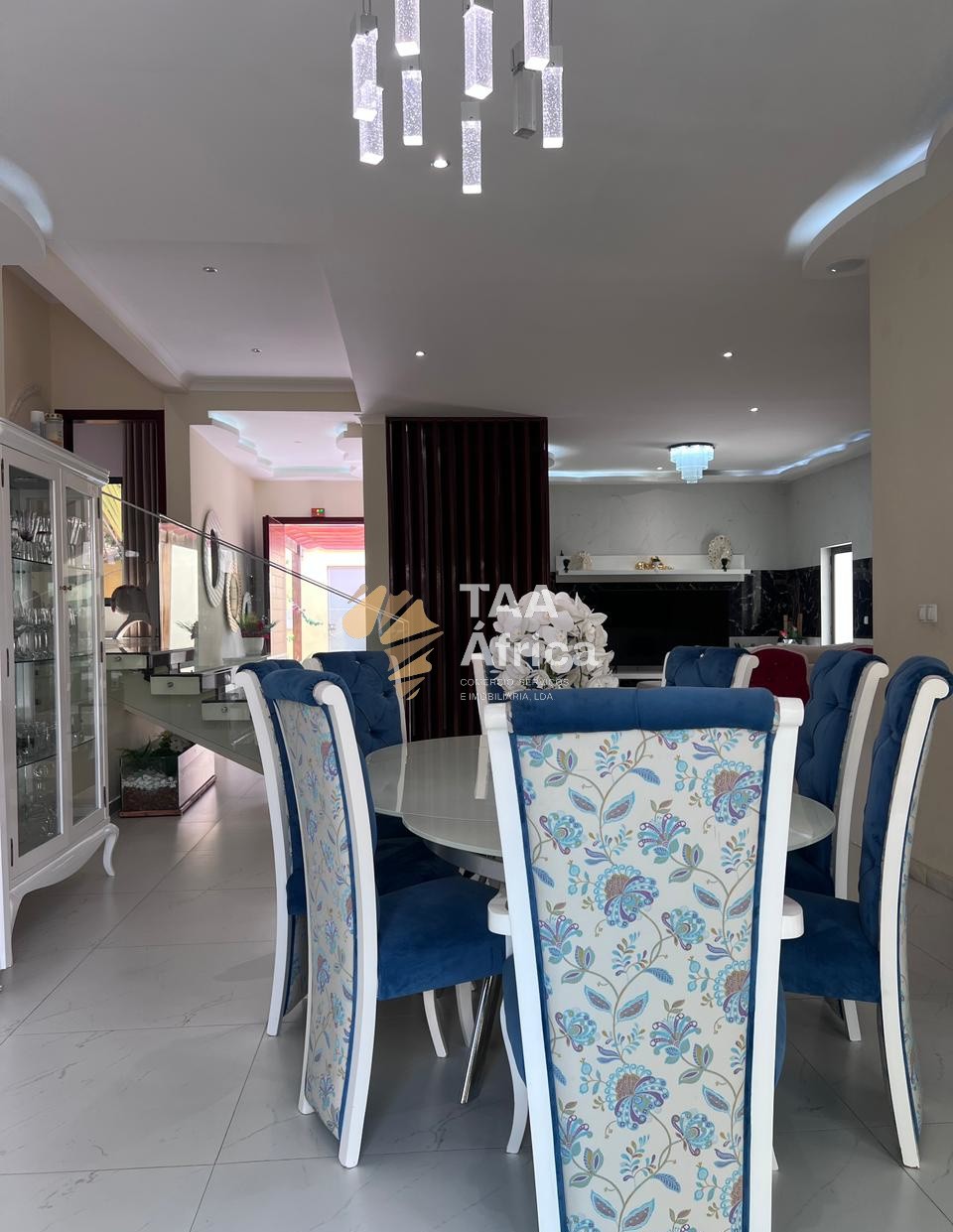 78cb8182633448fd8354a174bbb108bd