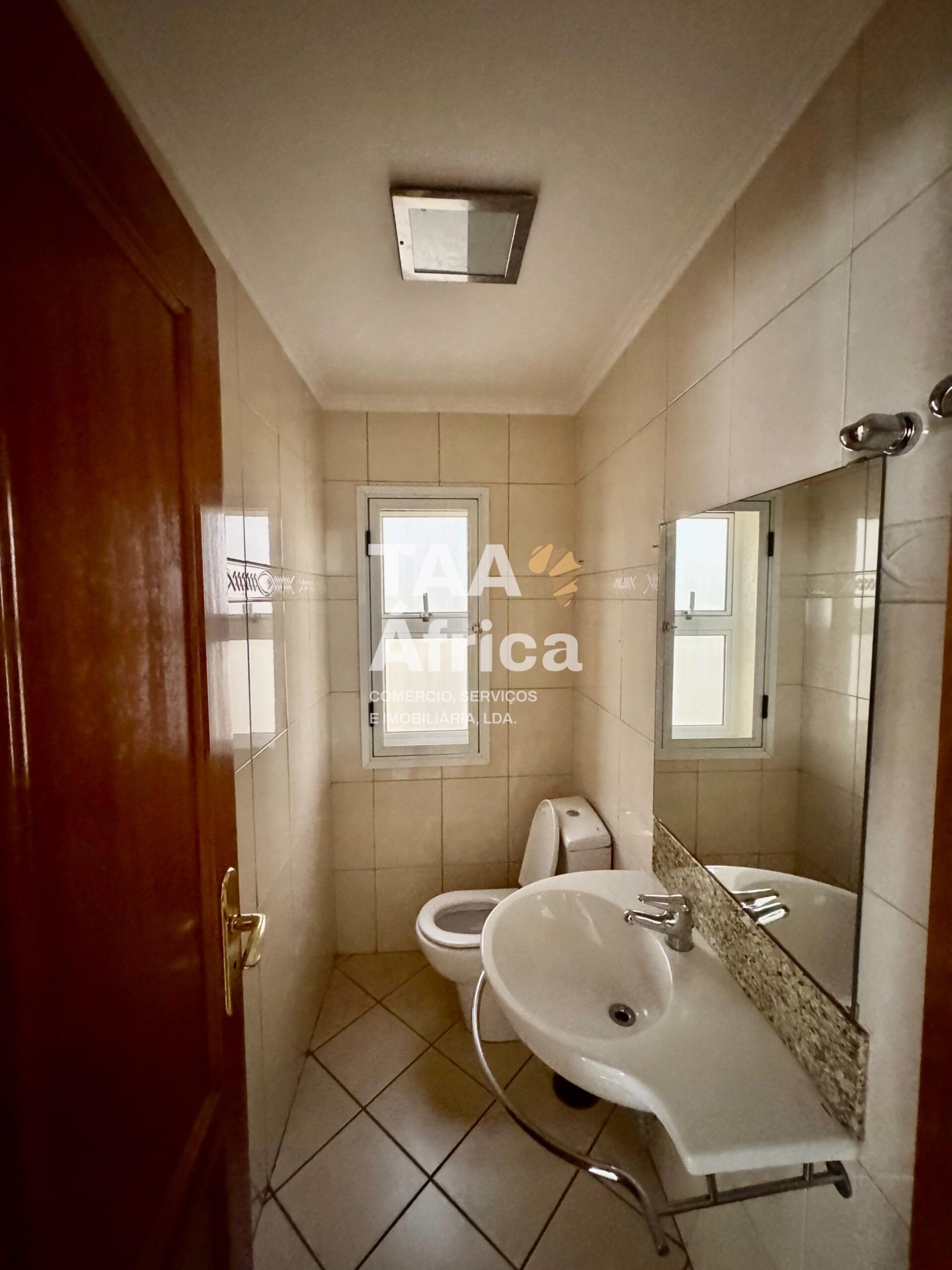 8365d69c-1937-433b-a49a-06b0ef39f23e