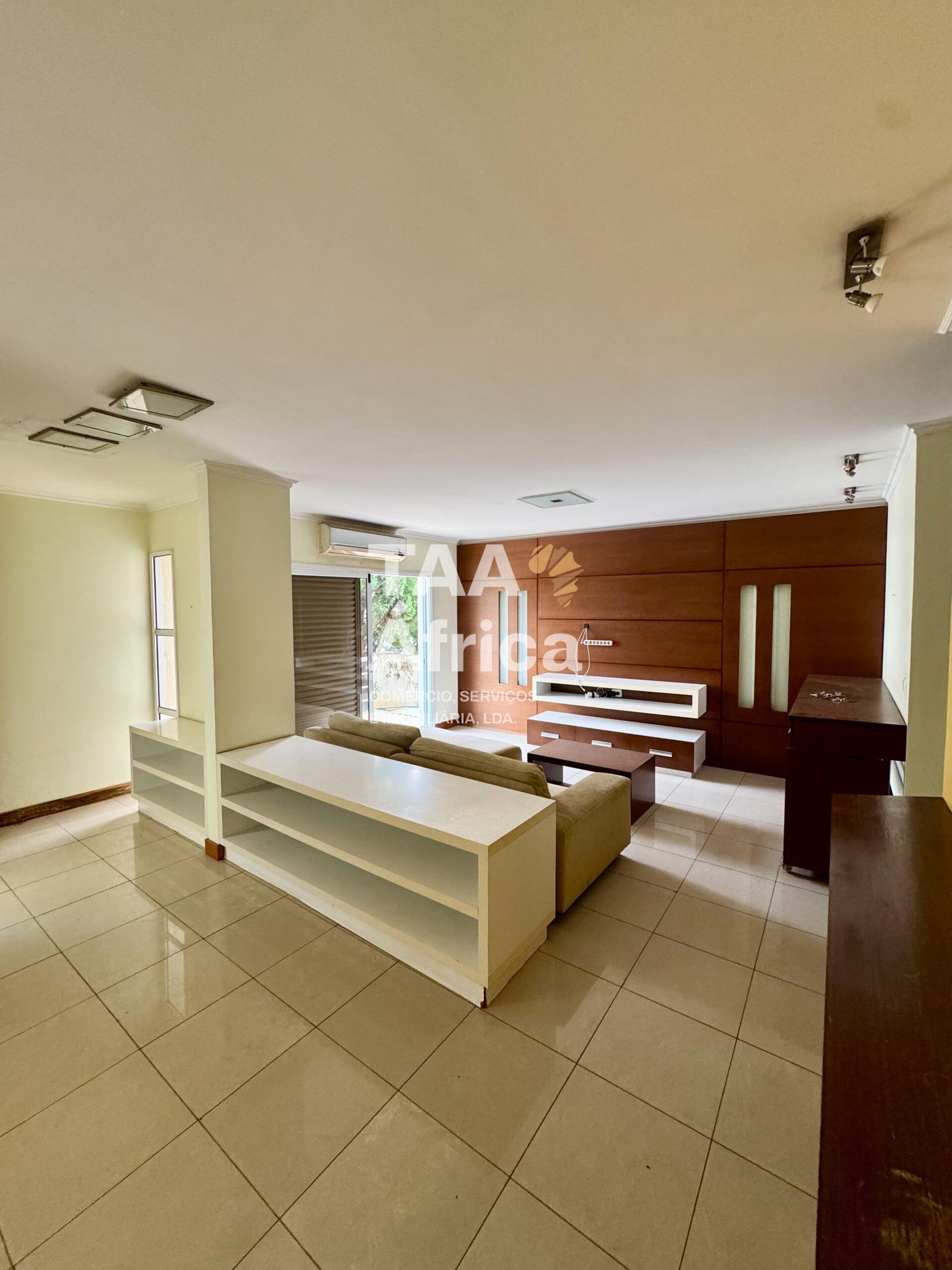 8a2b5074-3e1c-41d0-9a59-b5b390c9e4d8