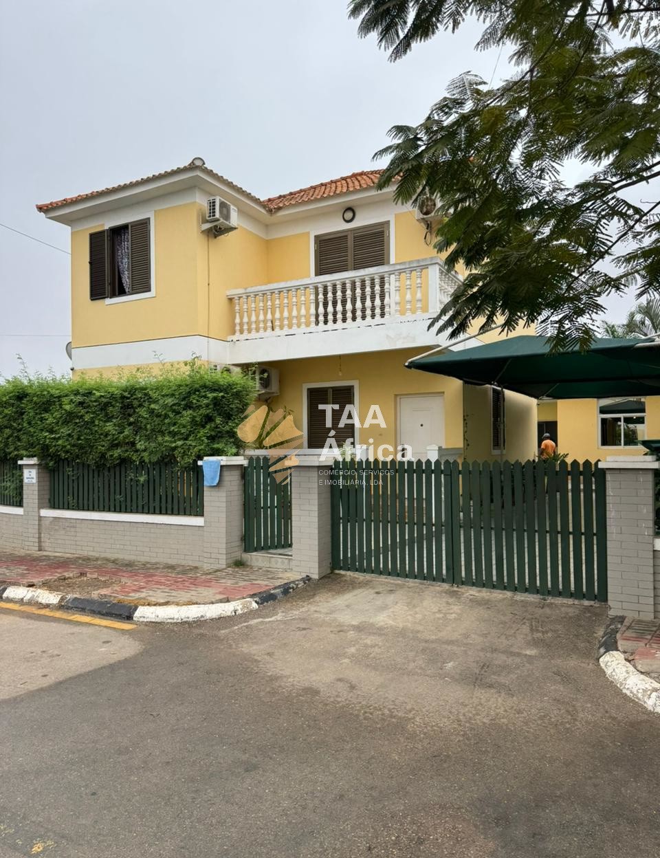 f594b38042194fabb1fe63ff0828e84e