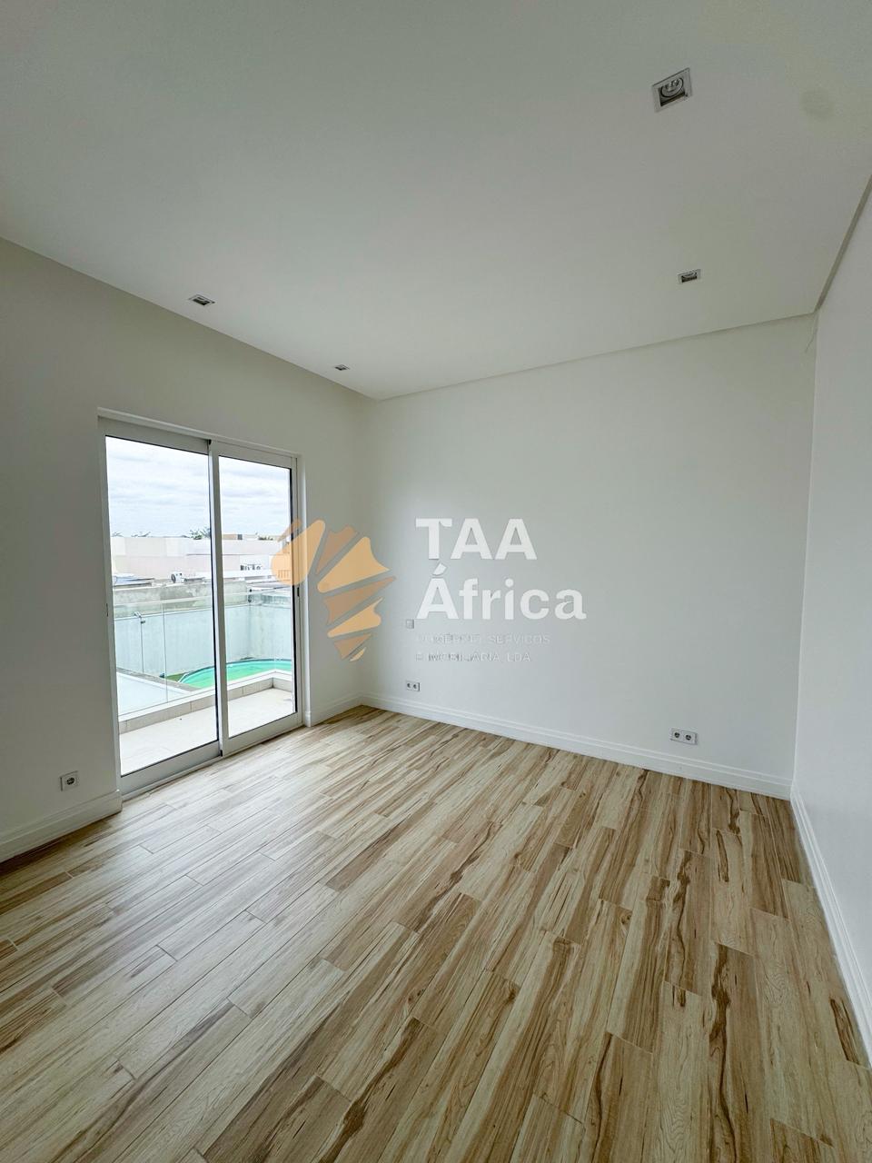 WhatsApp-Image-2025-12-15-at-12.34.29-2-1