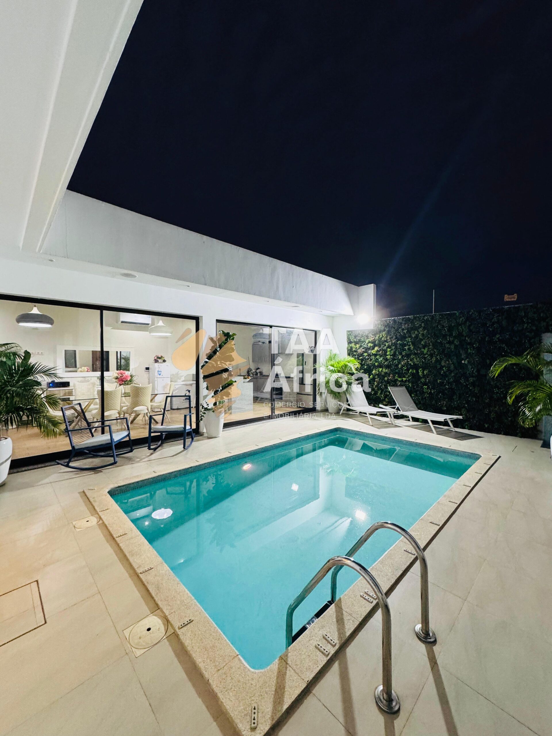 WhatsApp-Image-2025-12-18-at-19.39.56-2