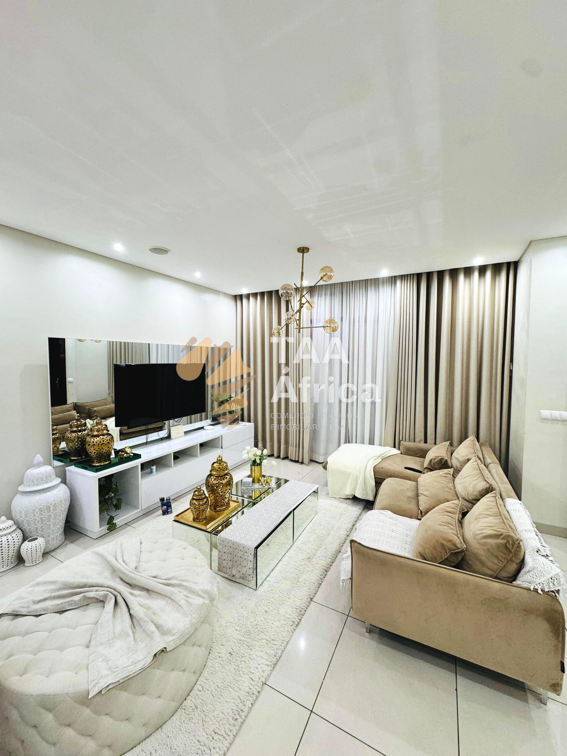 WhatsApp-Image-2025-12-18-at-19.39.57-2