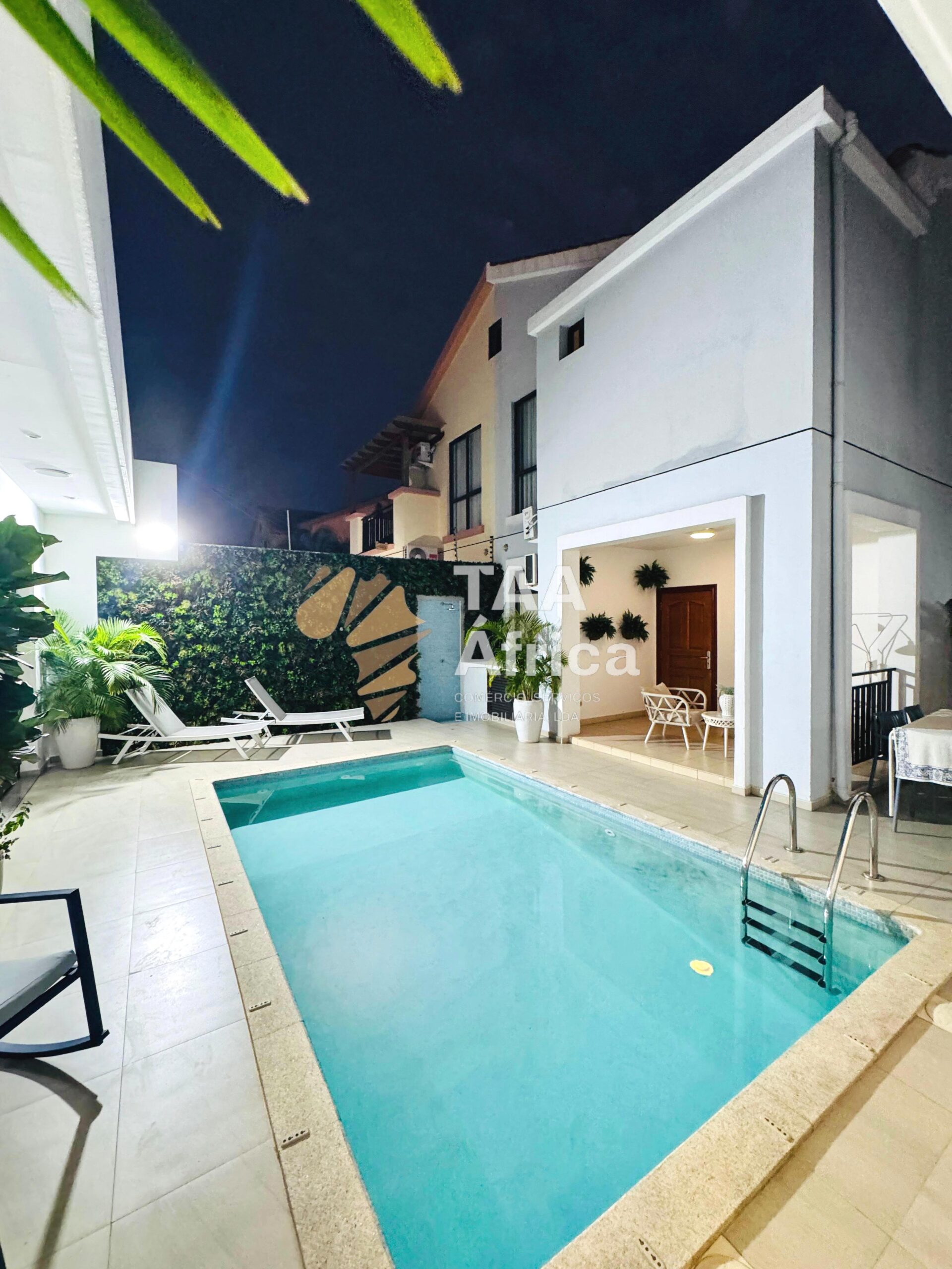 WhatsApp-Image-2025-12-18-at-19.40.00