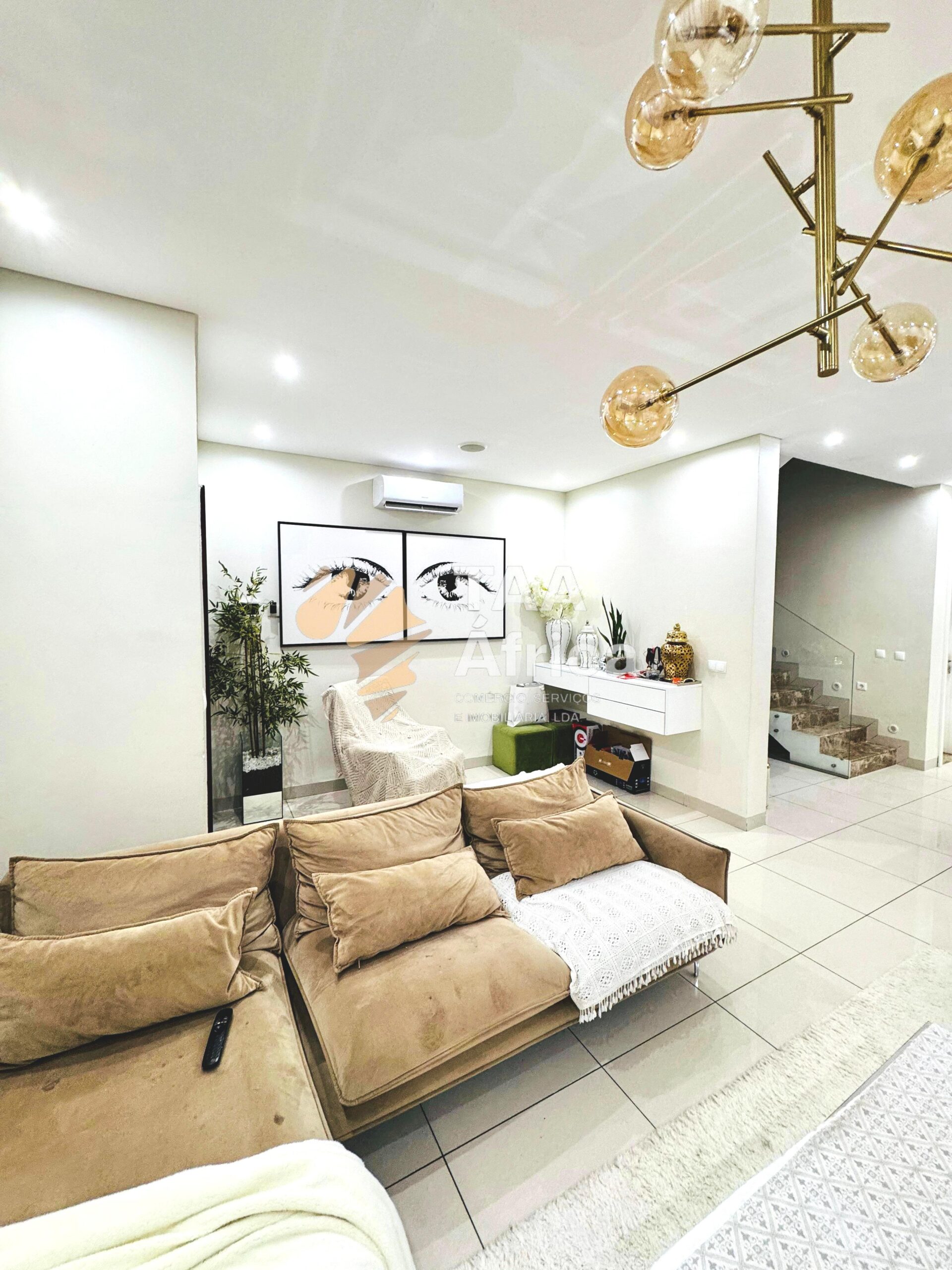 WhatsApp-Image-2025-12-18-at-19.40.05