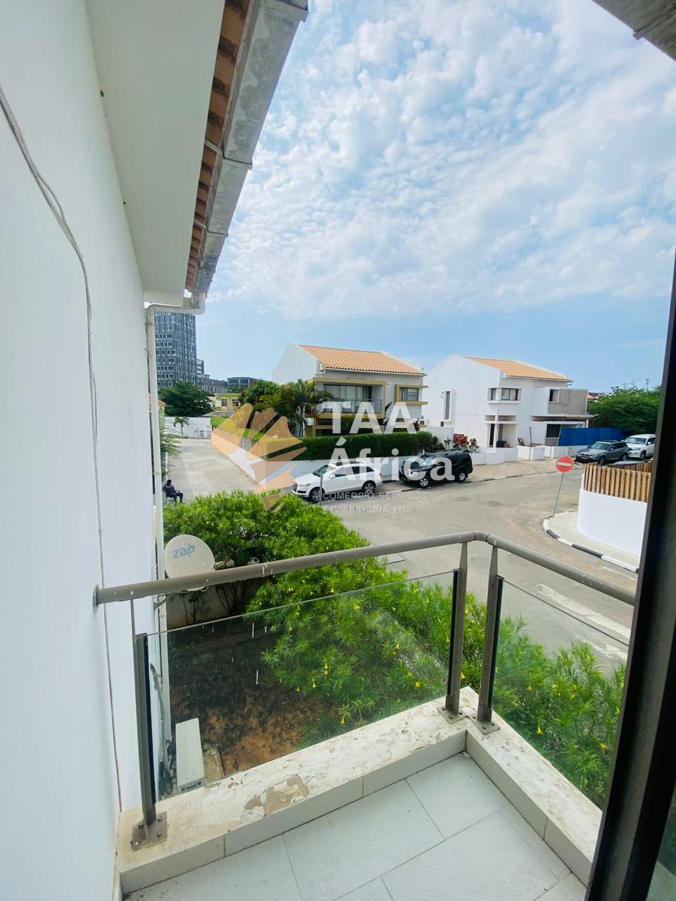 WhatsApp-Image-2025-12-19-at-08.52.24-11