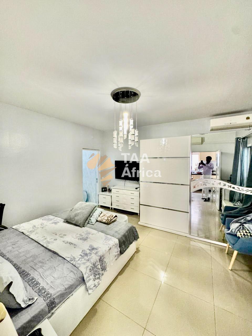 WhatsApp-Image-2025-12-19-at-22.08.11