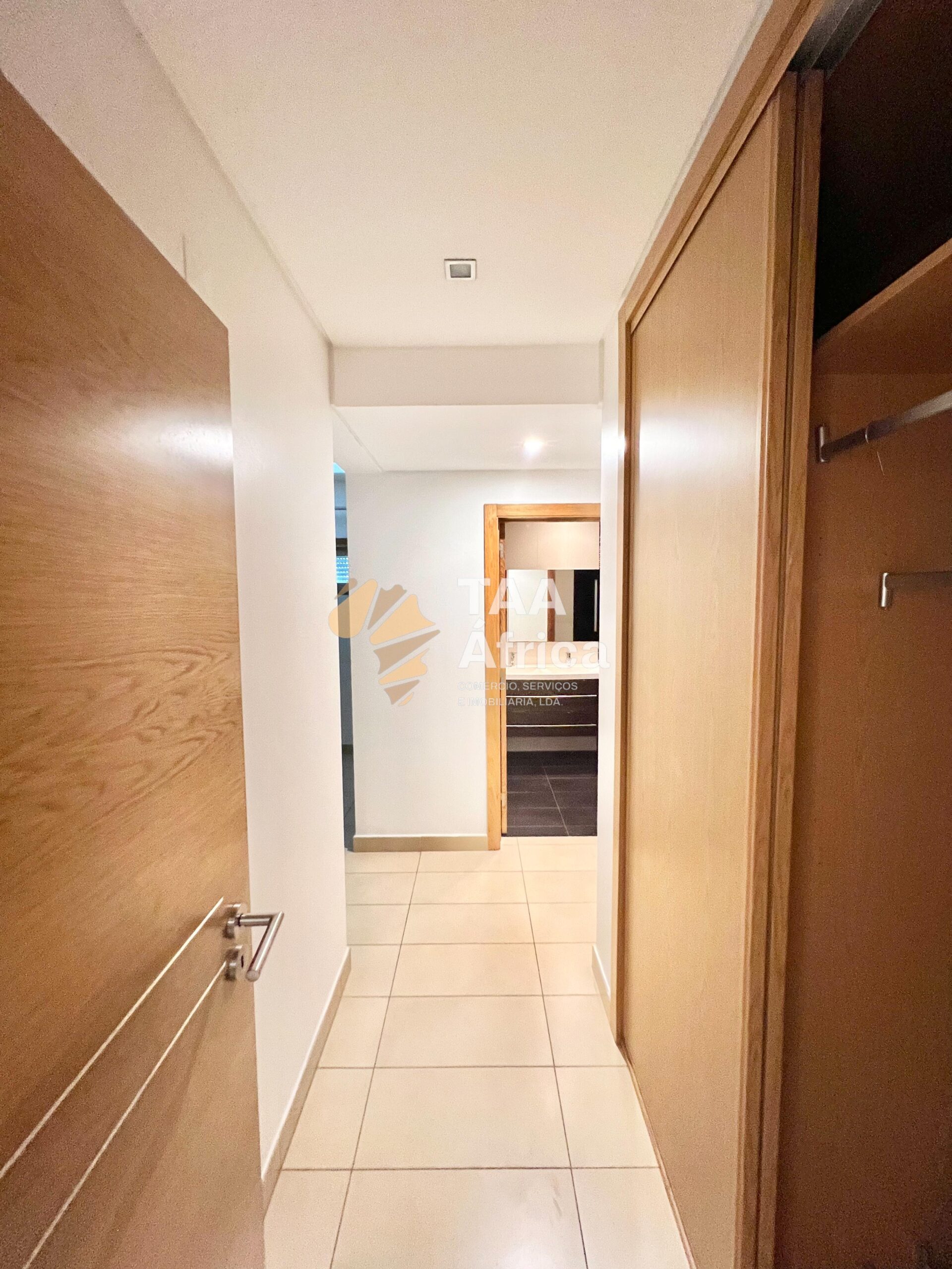 019004f8-6e1f-42e3-a452-126ed8a8e392