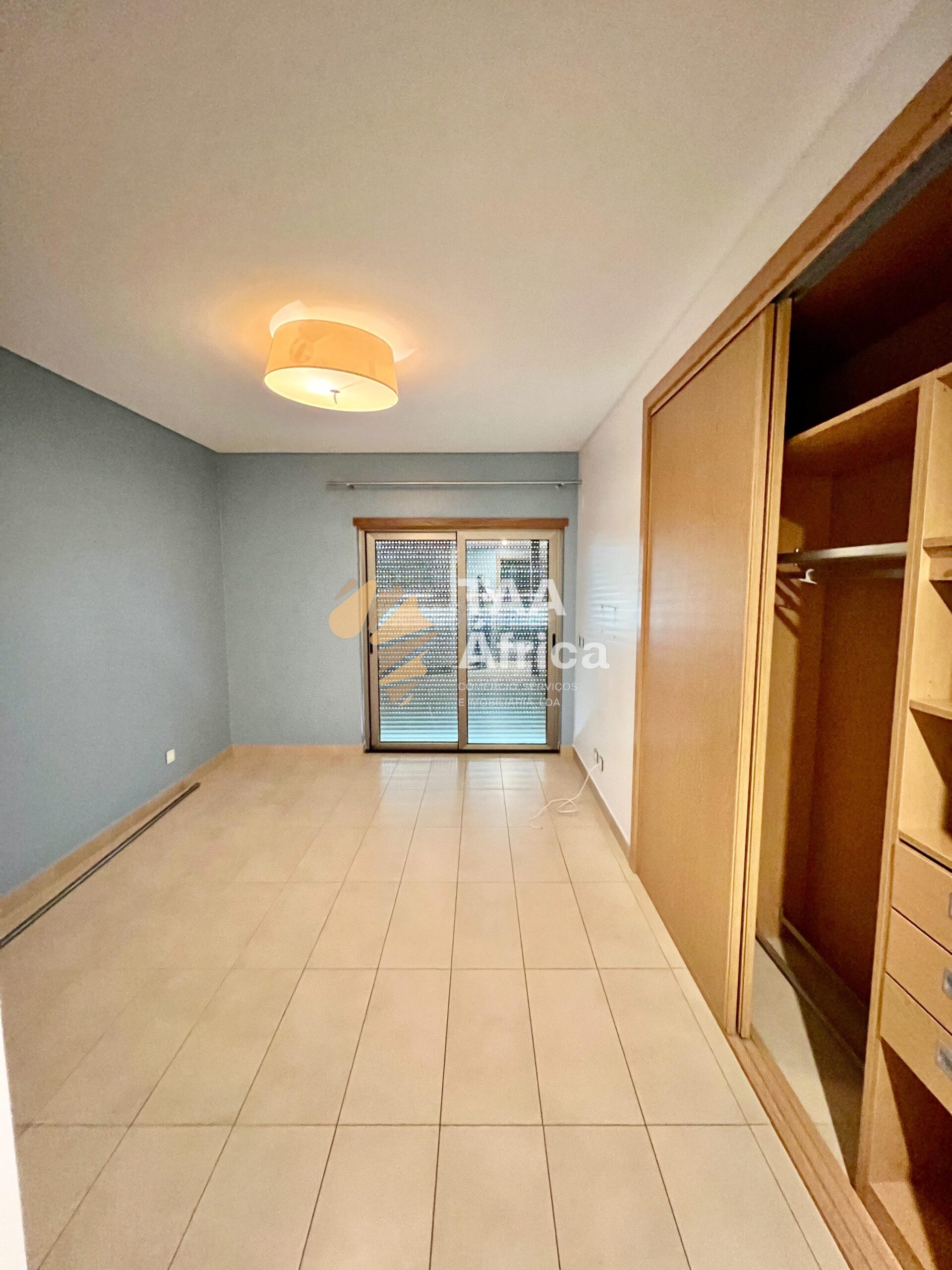 44e150d3-73d4-4015-a65b-bb46685b0993