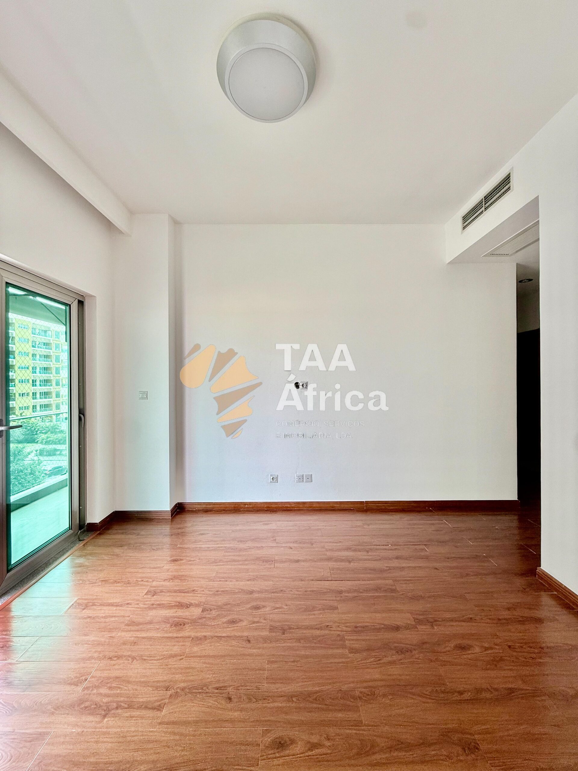 WhatsApp-Image-2026-01-15-at-14.08.52