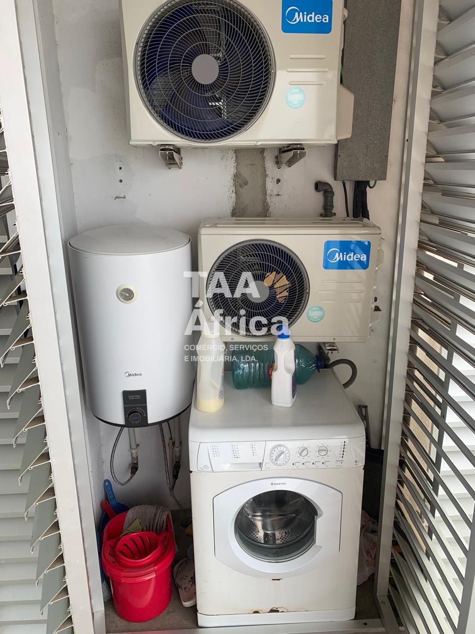 cf1364b4-bc36-4e97-87aa-4072d254a77d