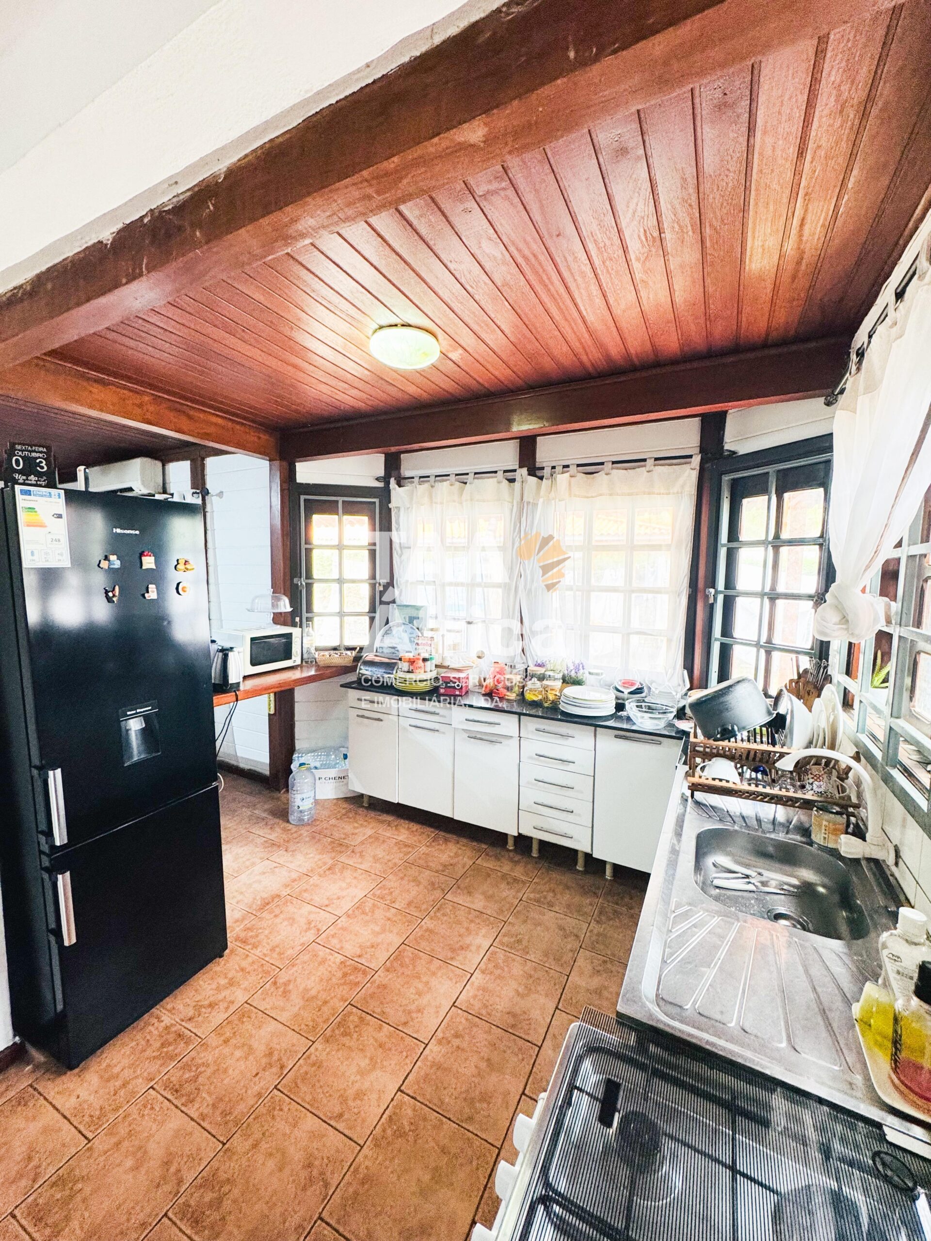 61fc1388-6097-4da2-babc-19dfb885523e