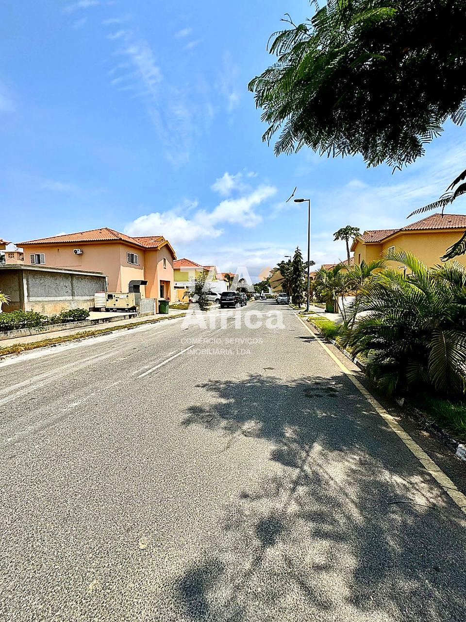 03cce26c-f7e8-454a-bc52-015eaea047f2