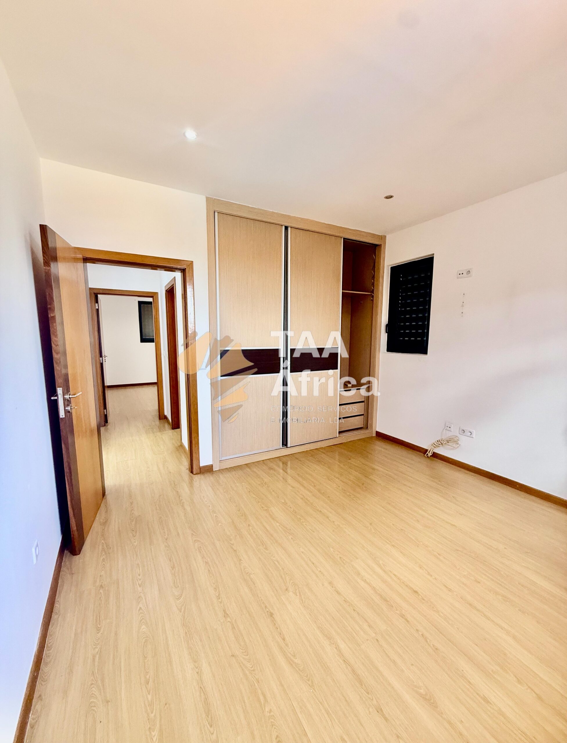 07a76b21-f2c3-4b68-9eb3-4f682c56ba4c