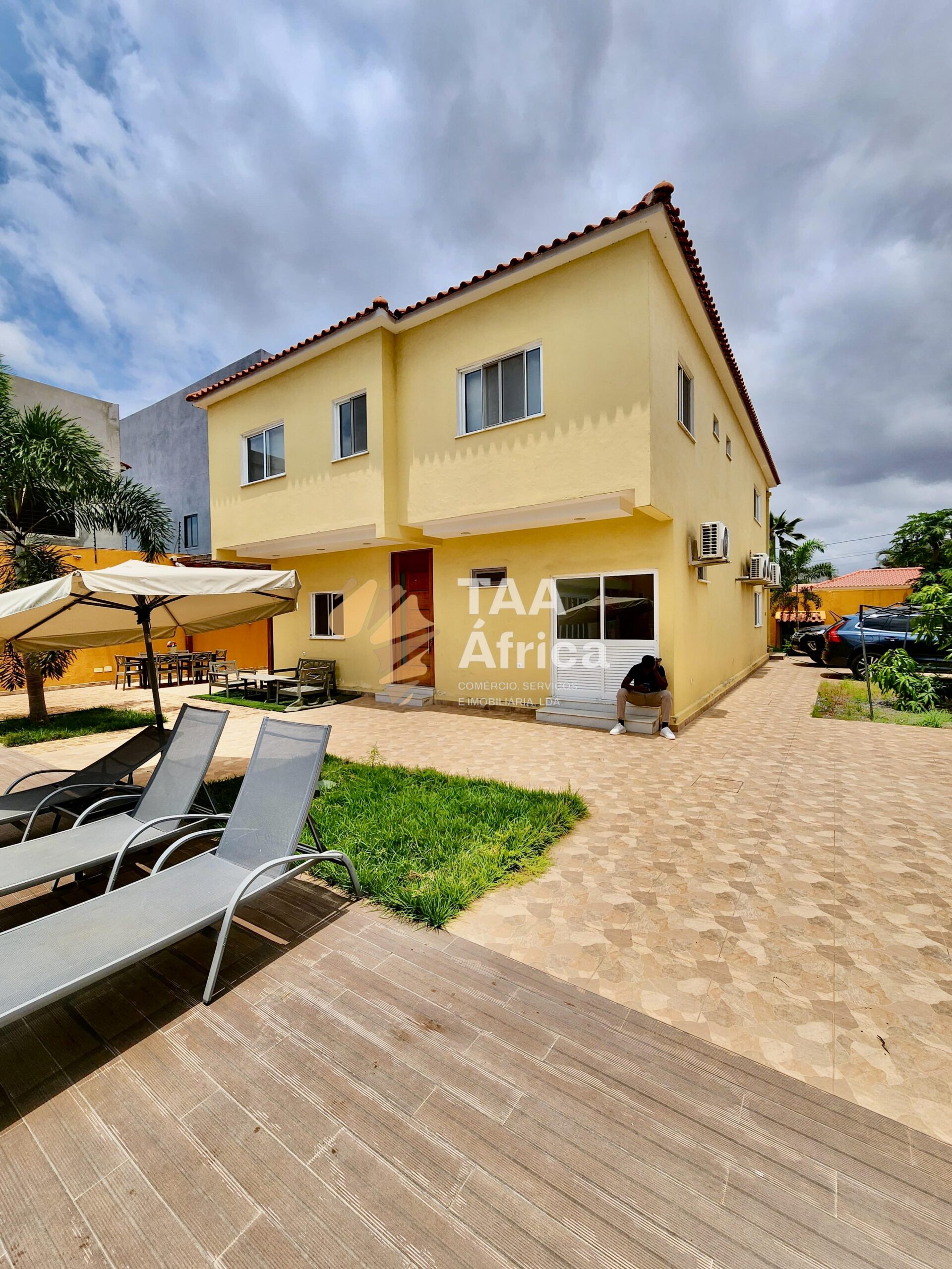 0e1dccf4-4e10-42d4-97cc-66a84f63b15d