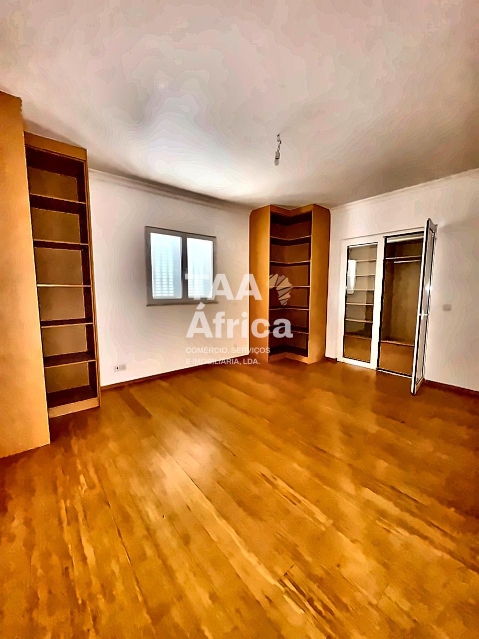 163f4c6e-b835-4be4-bb38-f91f929eb004