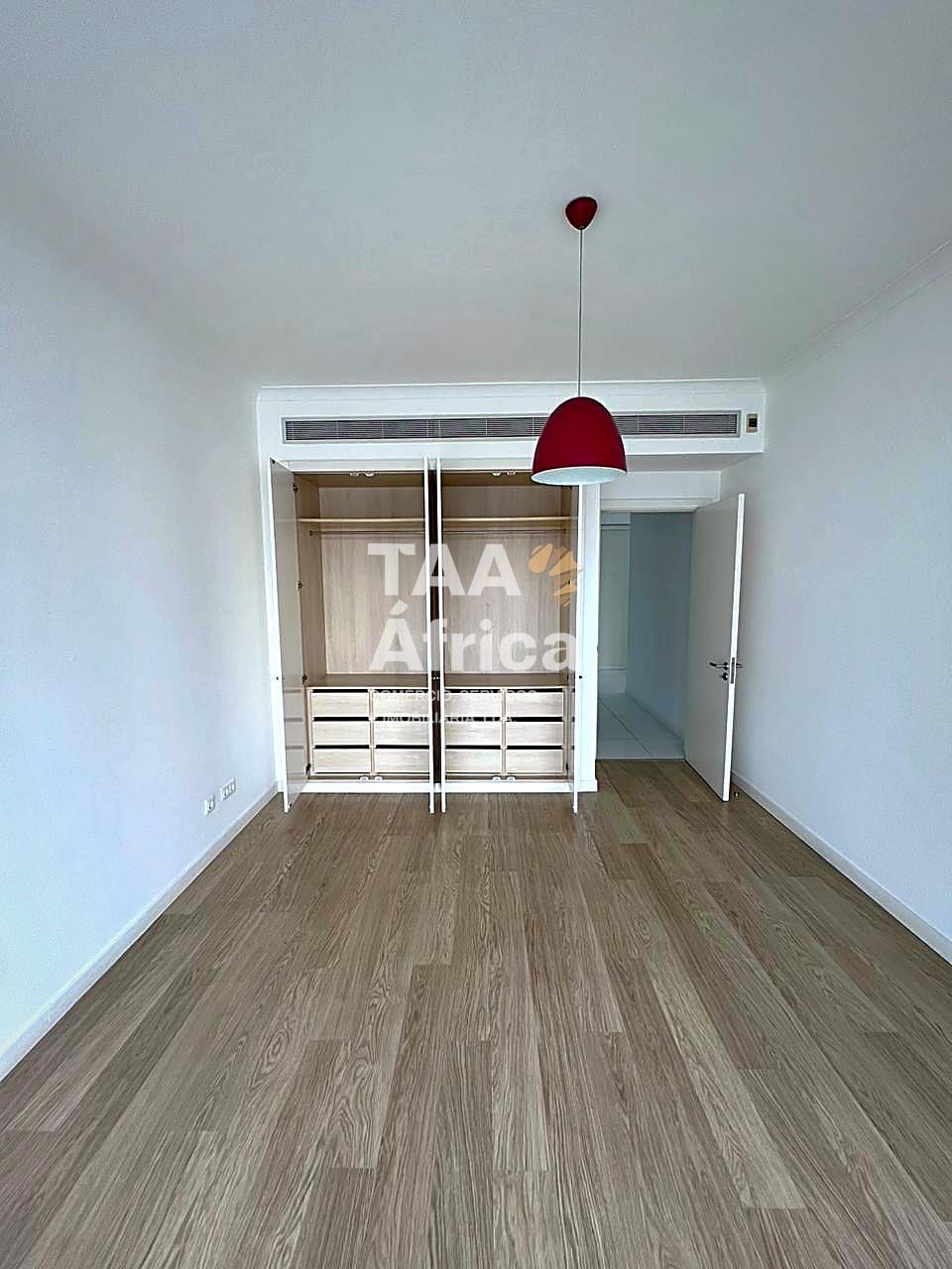 1bb6cdb1-c4d2-4059-a107-eff115bf3071